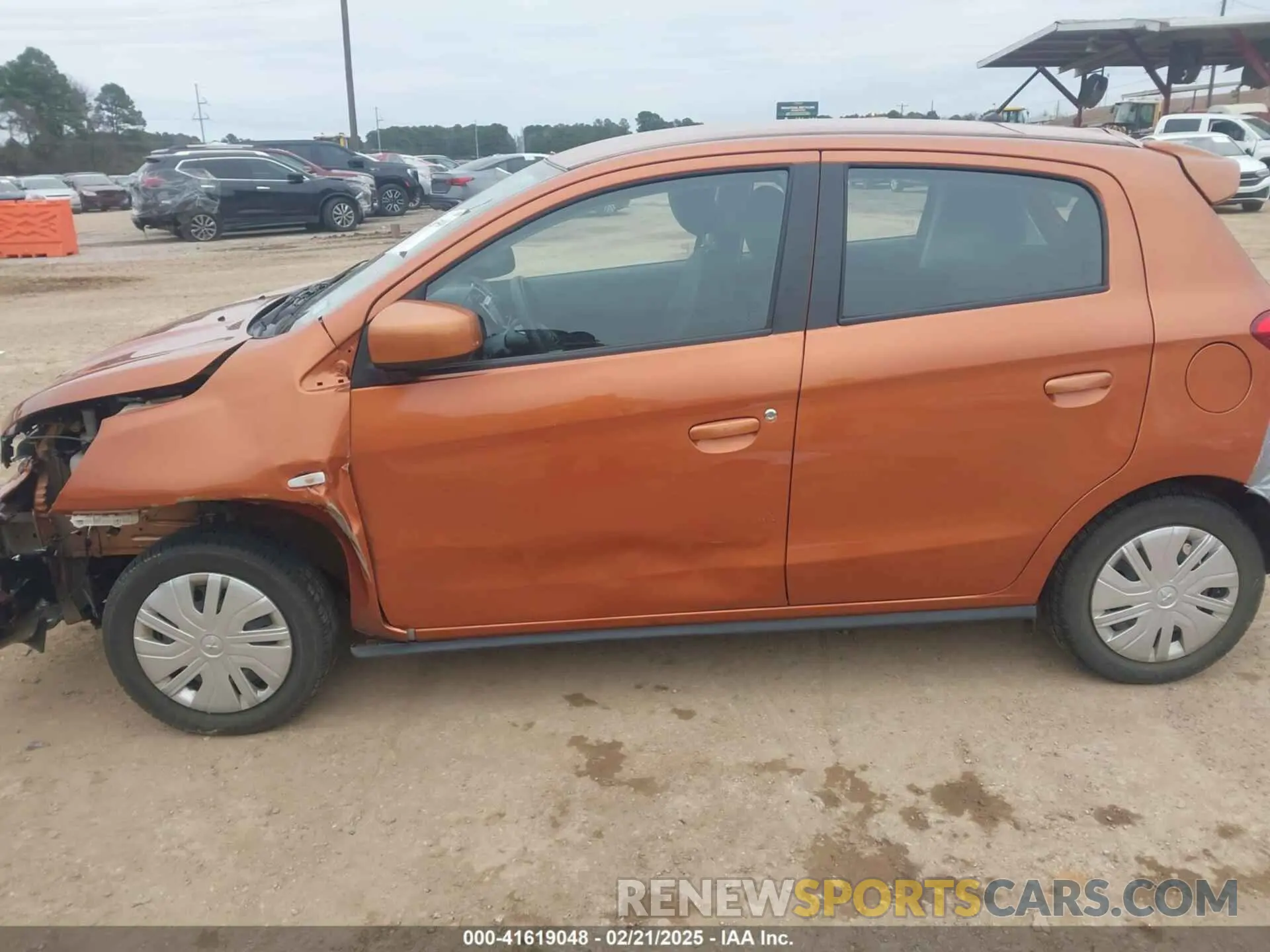 14 fotografías del automóvil dañado ML32A3HJ8KH000856 MITSUBISHI MIRAGE 2019