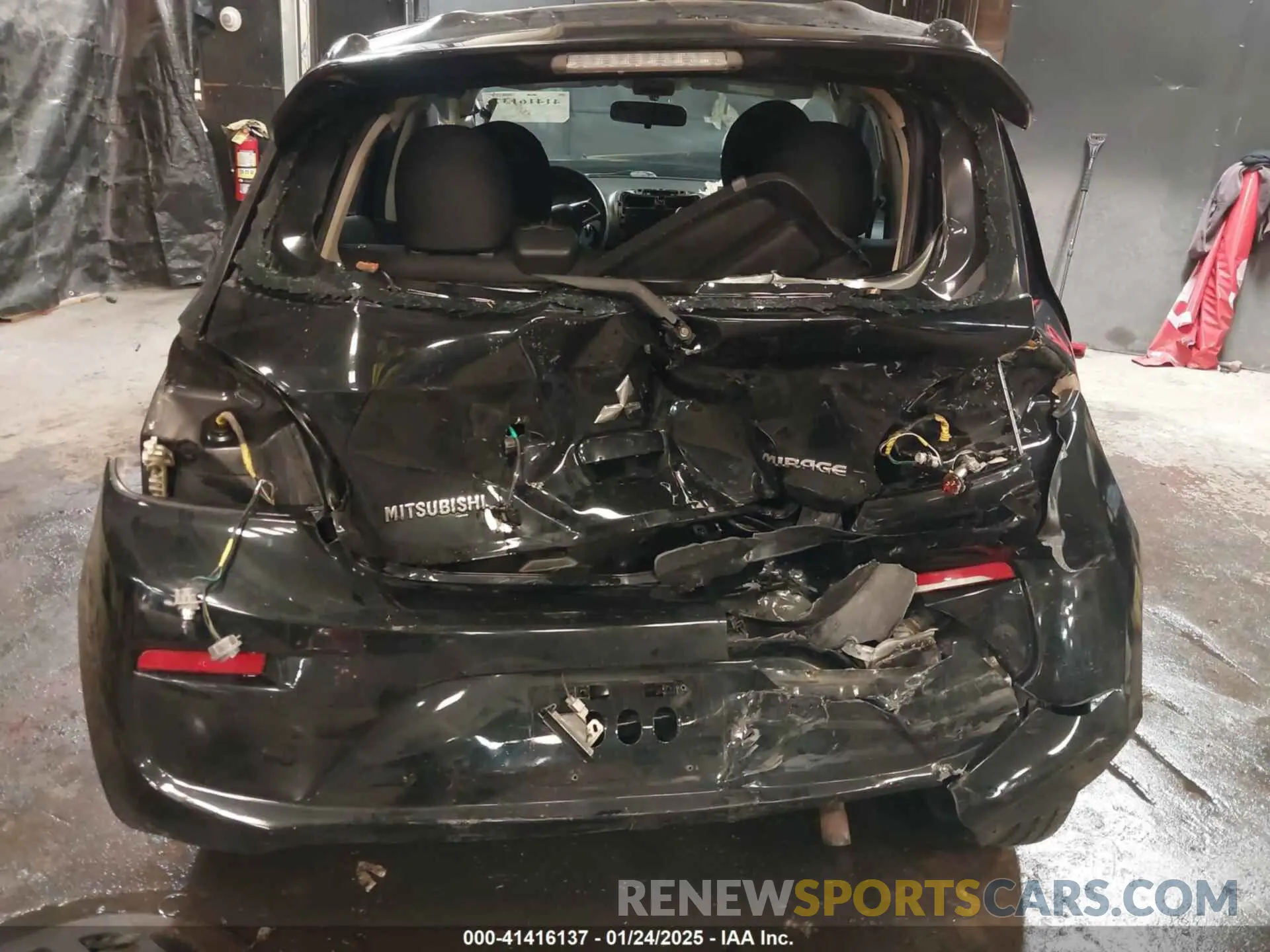 17 fotografías del automóvil dañado ML32A3HJXKH000793 MITSUBISHI MIRAGE 2019