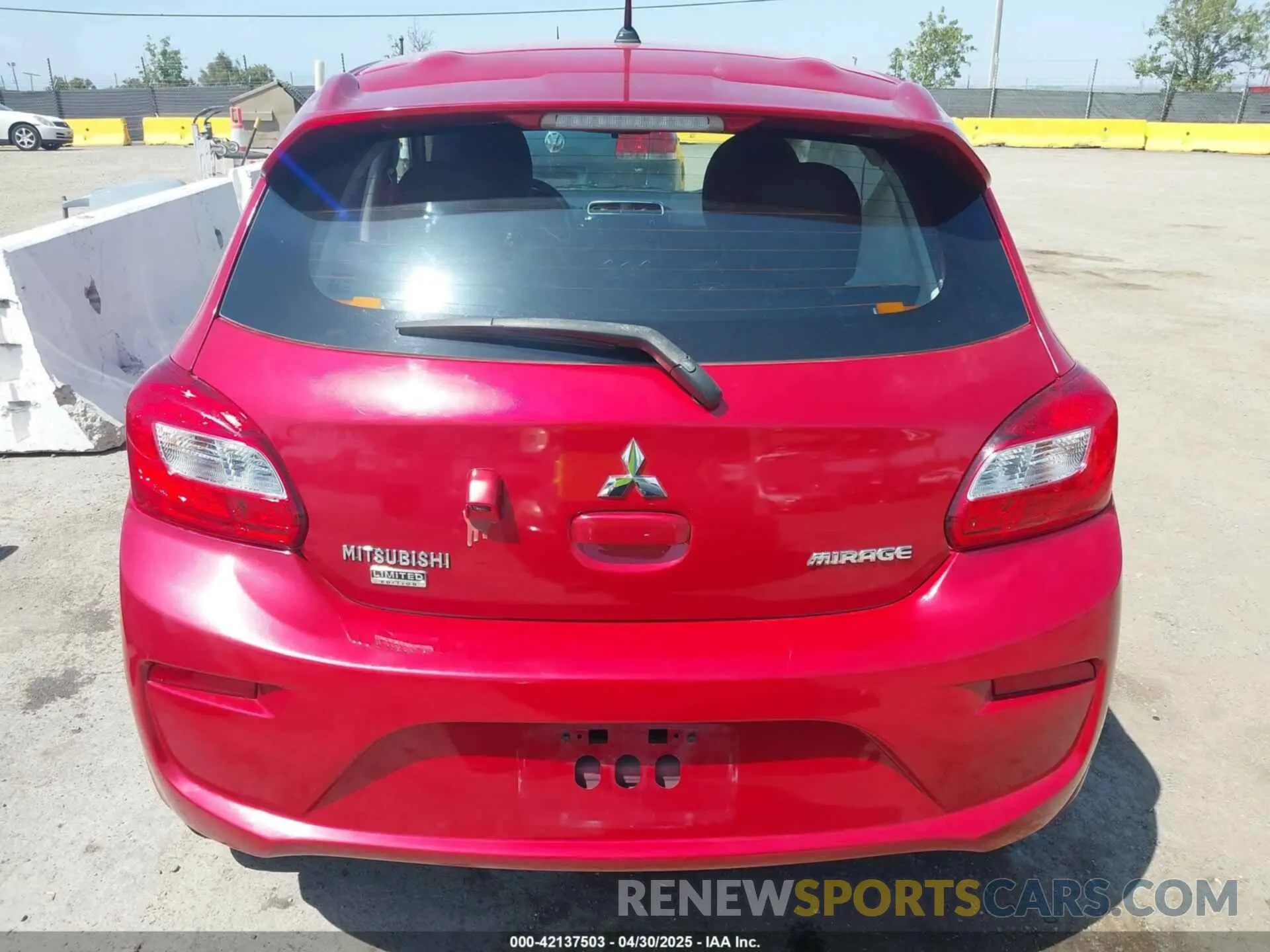 15 fotografías del automóvil dañado ML32A5HJ1KH012200 MITSUBISHI MIRAGE 2019