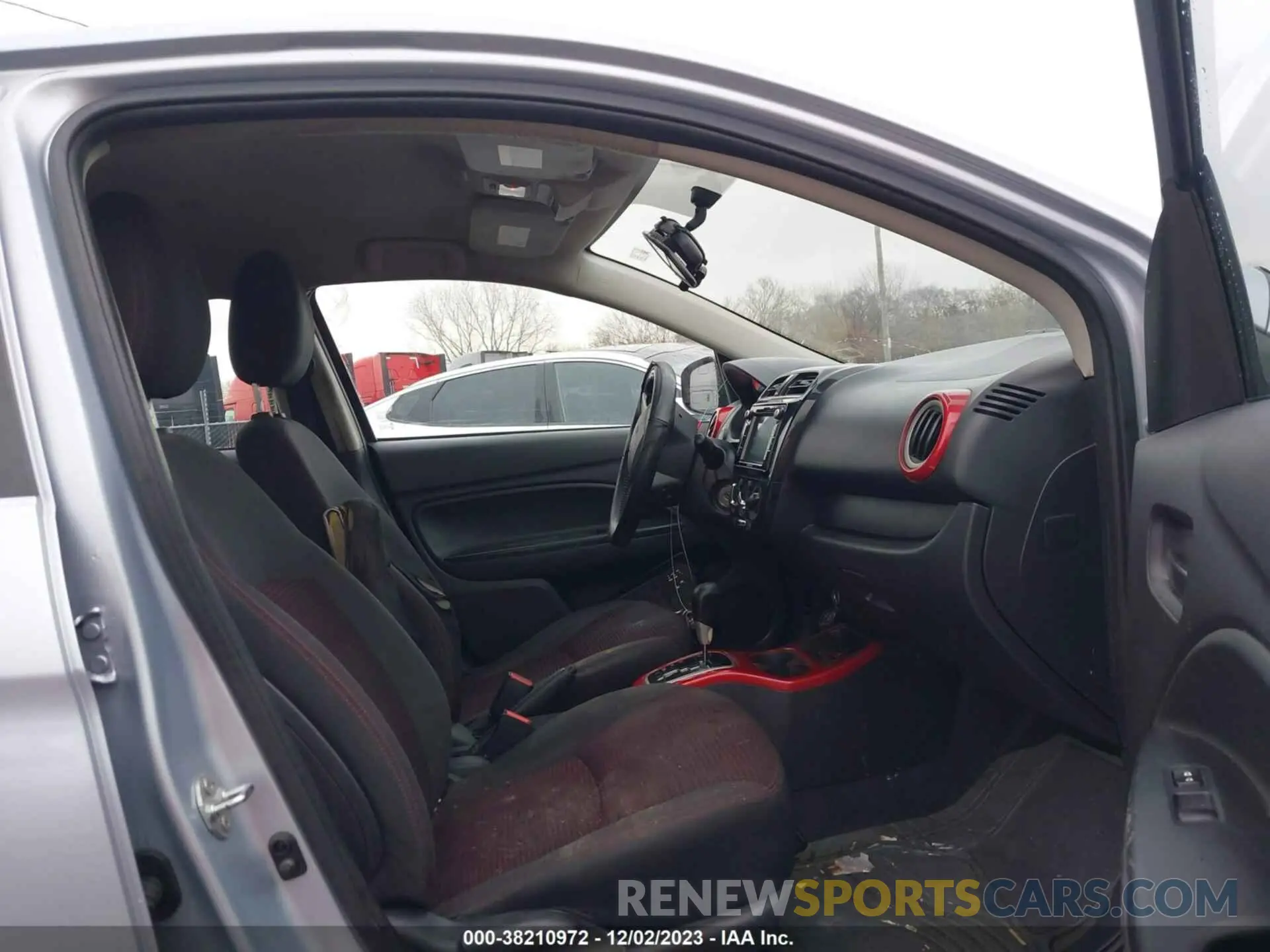 5 fotografías del automóvil dañado ML32A5HJ5KH002186 MITSUBISHI MIRAGE 2019