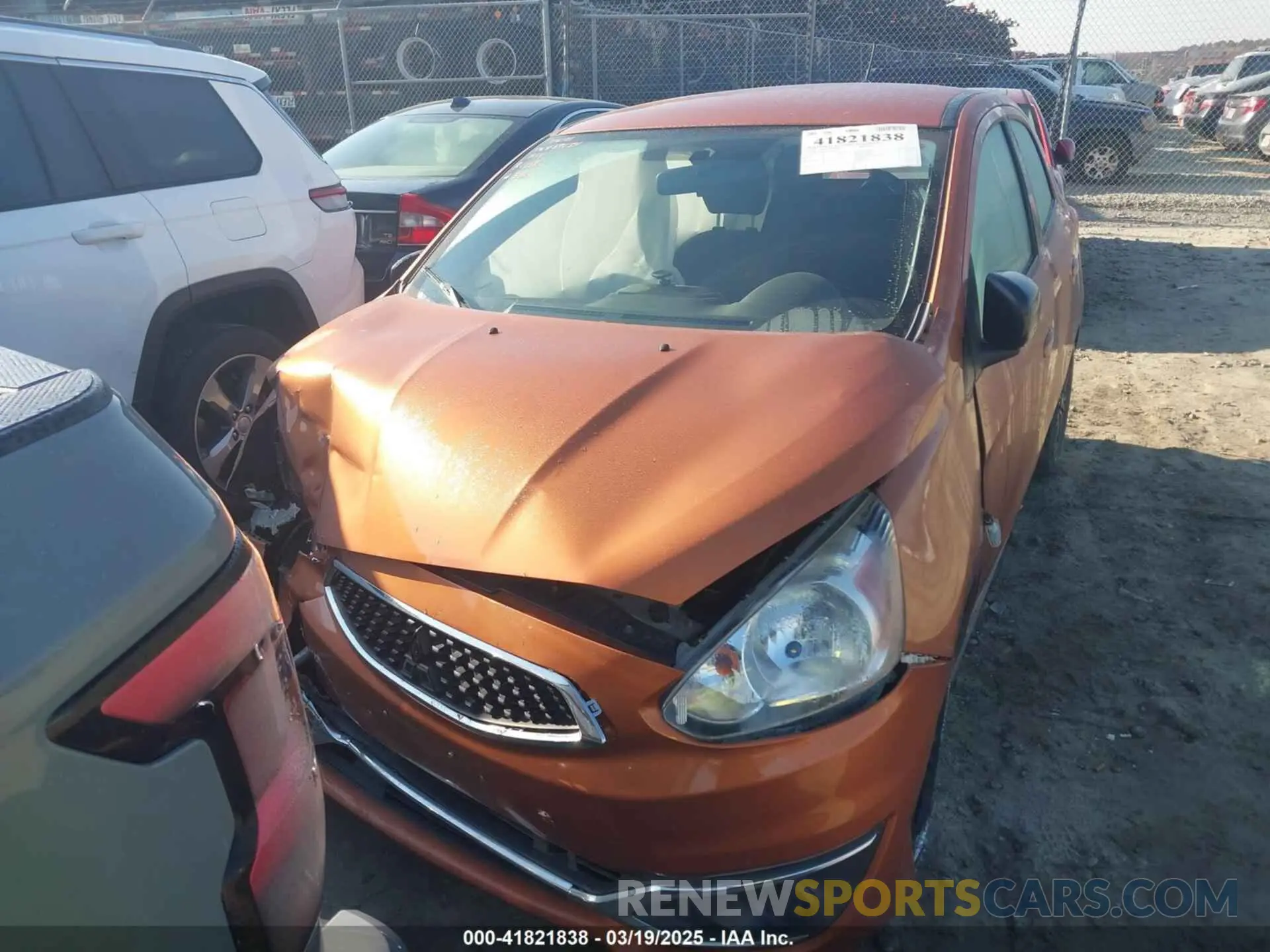 12 fotografías del automóvil dañado ML32A5HJ6KH004920 MITSUBISHI MIRAGE 2019