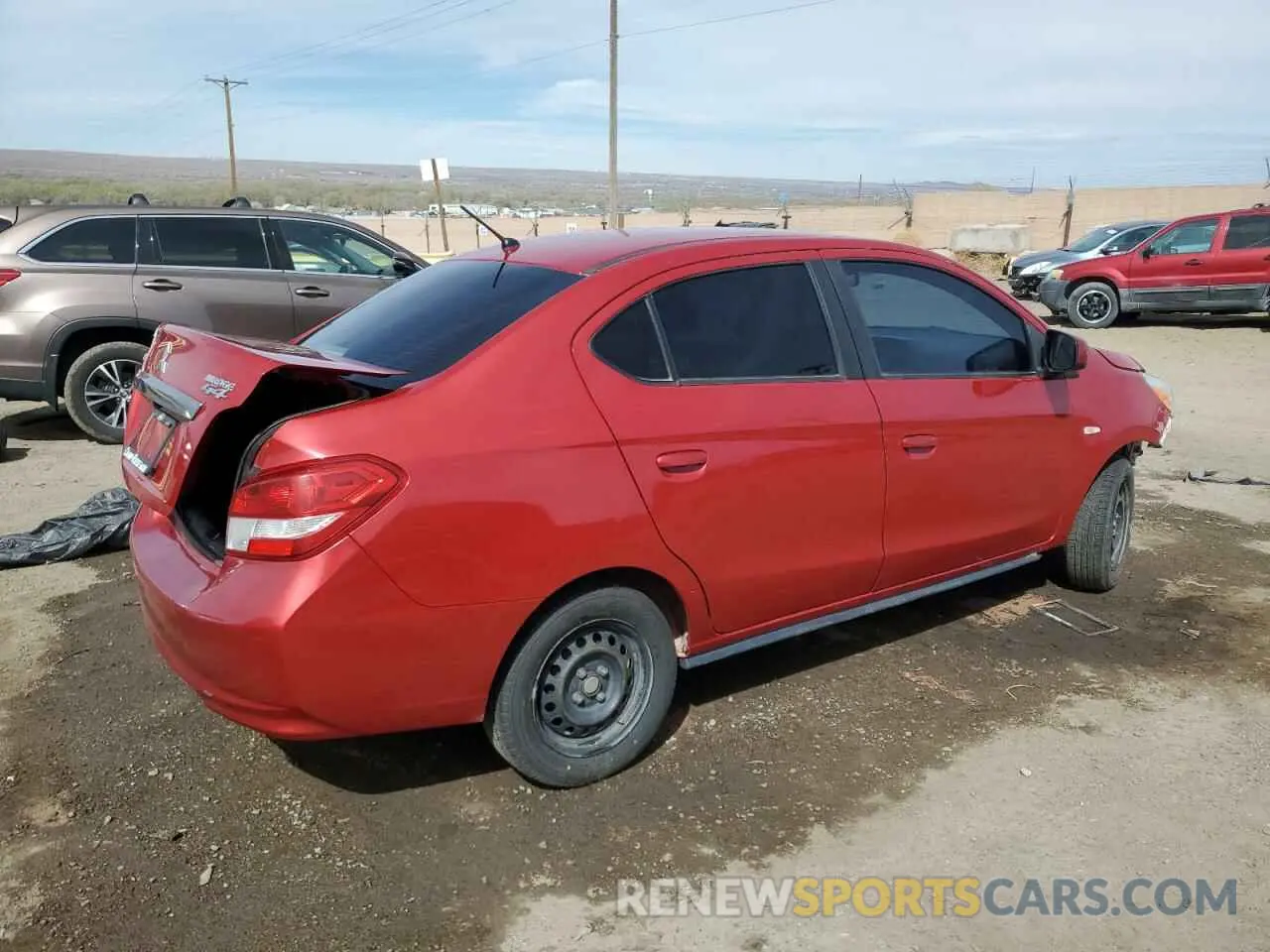 3 fotografías del automóvil dañado ML32F3FJ0KHF03952 MITSUBISHI MIRAGE 2019