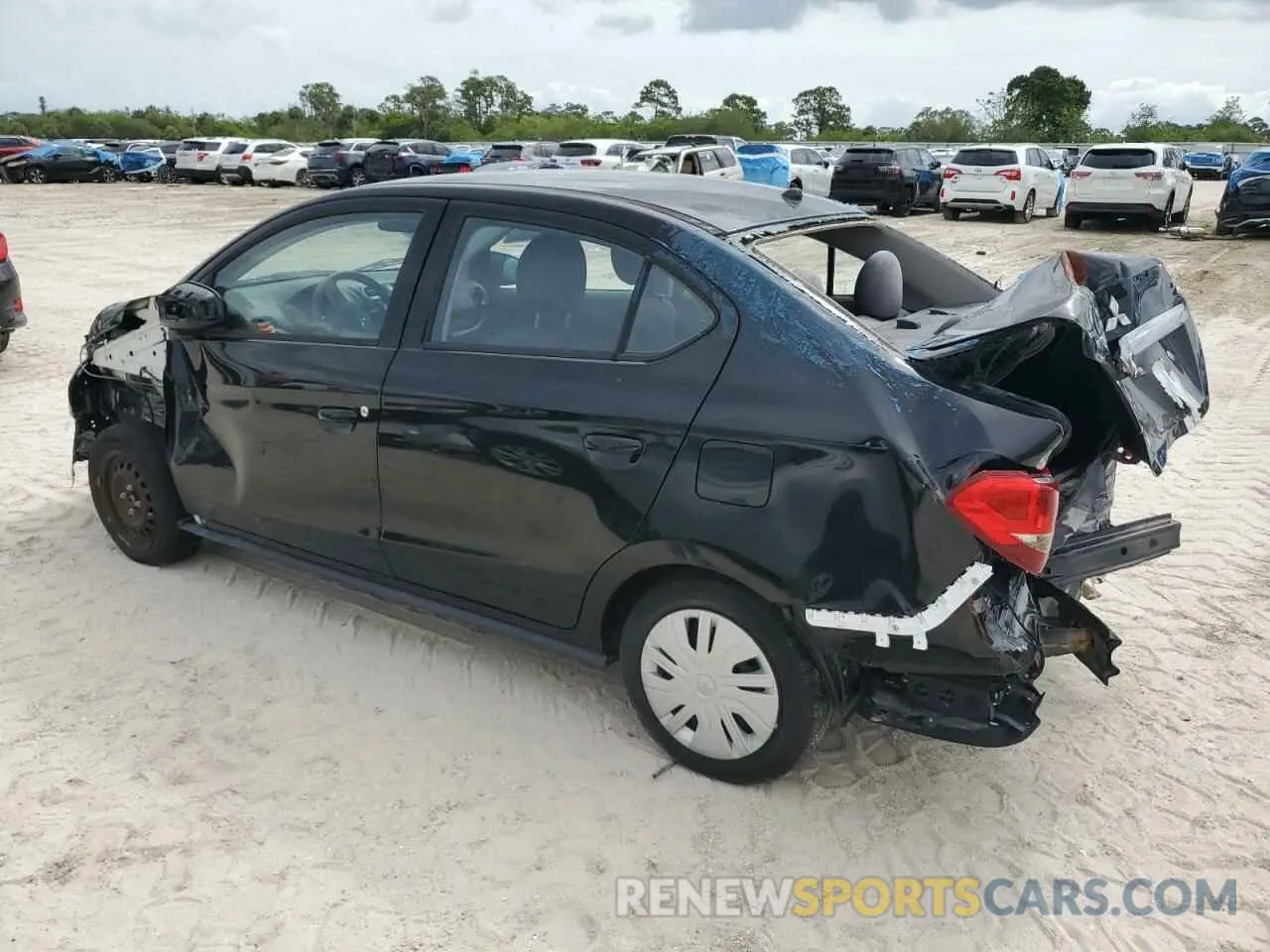 2 fotografías del automóvil dañado ML32F3FJ0KHF09430 MITSUBISHI MIRAGE 2019