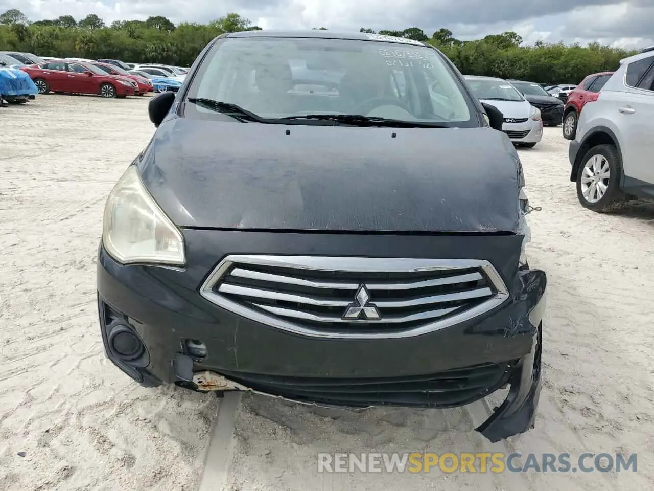 5 fotografías del automóvil dañado ML32F3FJ0KHF09430 MITSUBISHI MIRAGE 2019