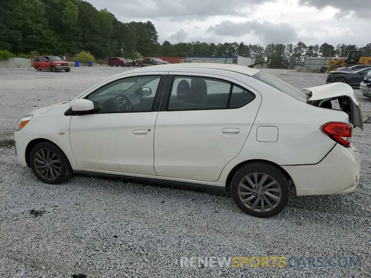 2 fotografías del automóvil dañado ML32F3FJ3KHF01869 MITSUBISHI MIRAGE 2019