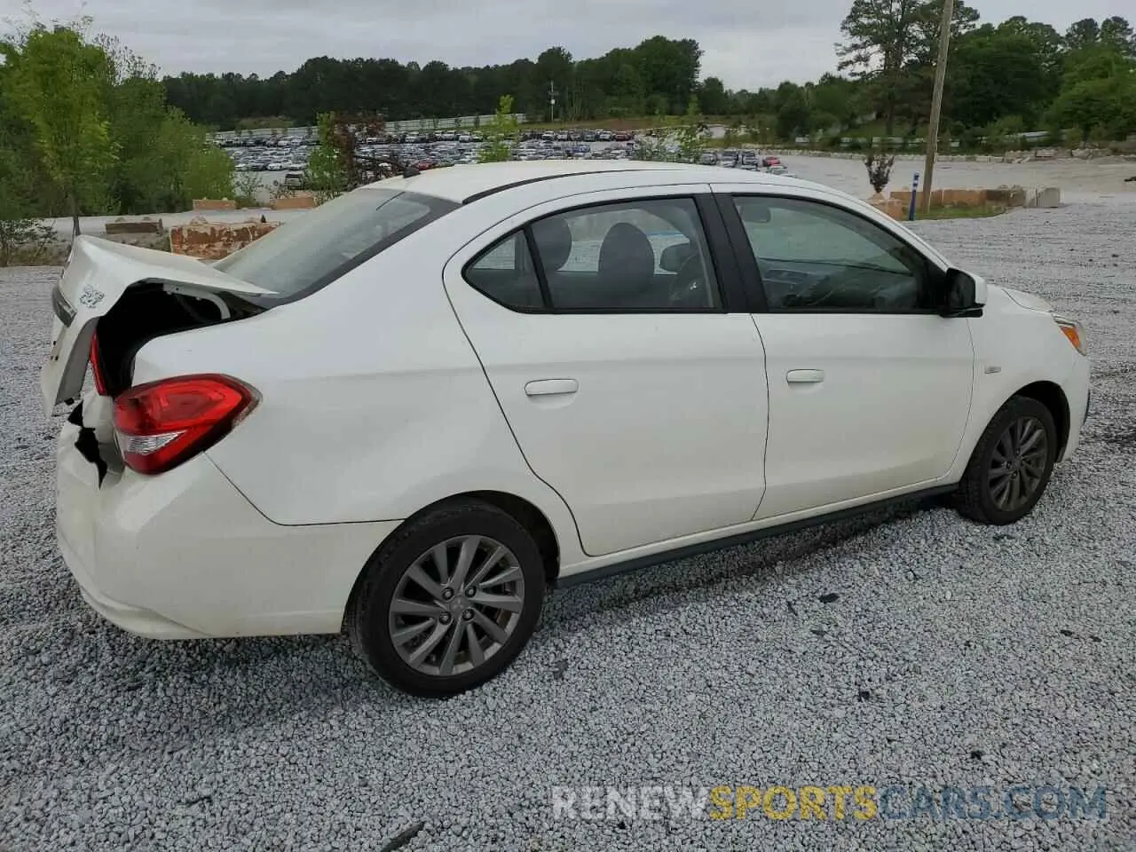 3 fotografías del automóvil dañado ML32F3FJ3KHF01869 MITSUBISHI MIRAGE 2019