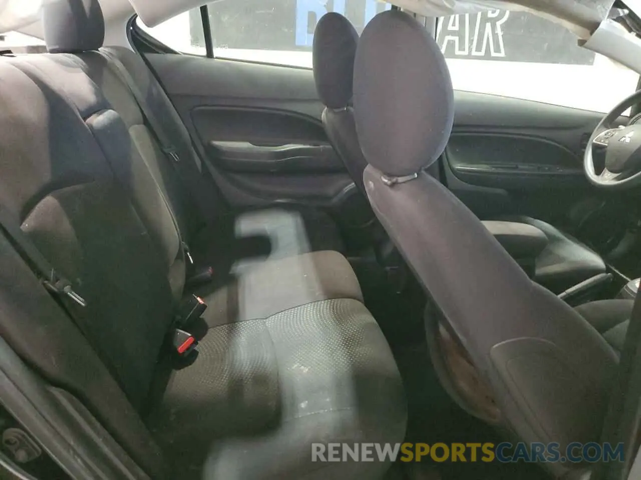 10 fotografías del automóvil dañado ML32F3FJ4KHF04974 MITSUBISHI MIRAGE 2019
