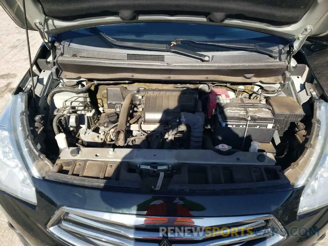 11 fotografías del automóvil dañado ML32F3FJXKHF09449 MITSUBISHI MIRAGE 2019