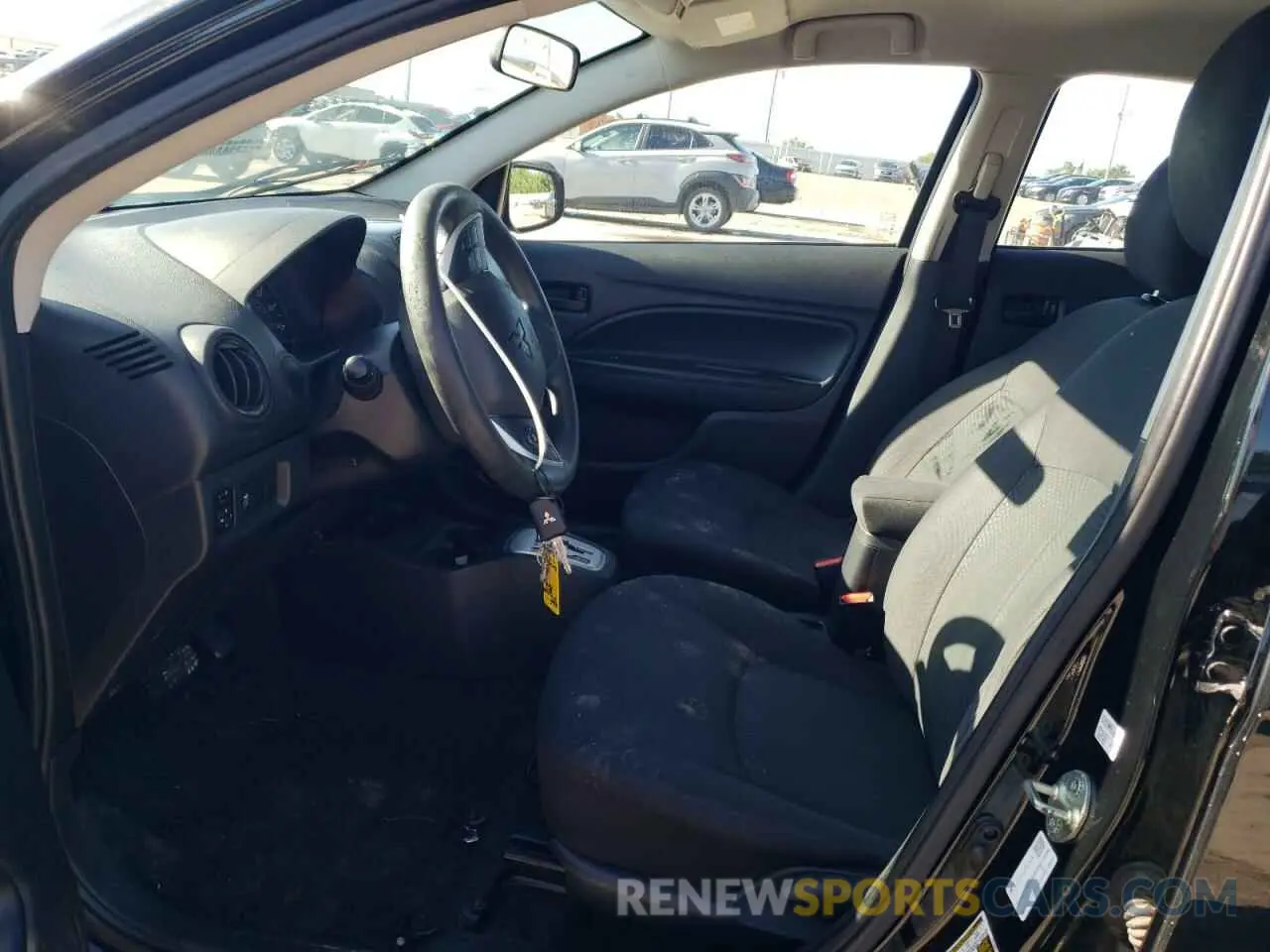 7 fotografías del automóvil dañado ML32F3FJXKHF09449 MITSUBISHI MIRAGE 2019