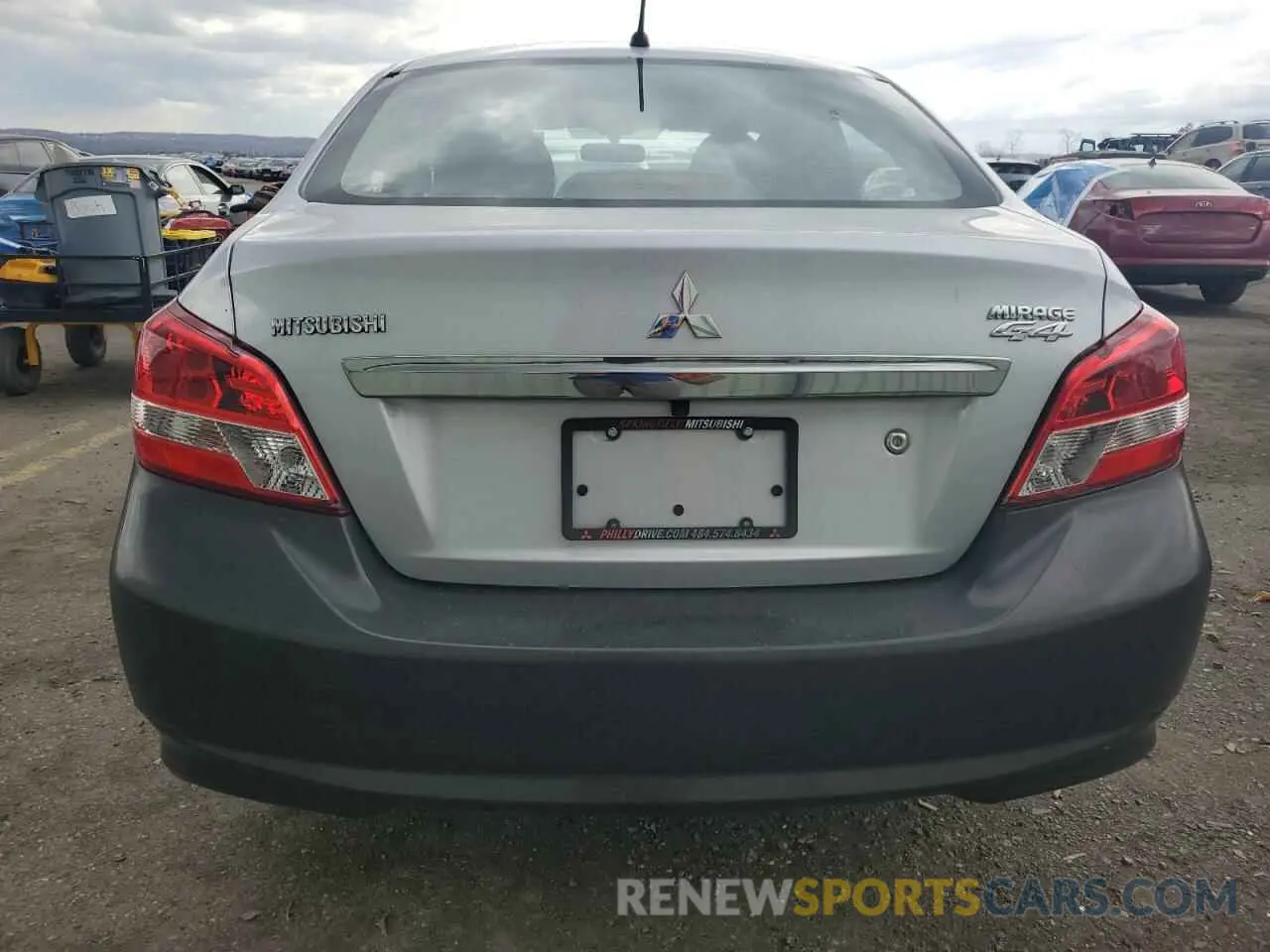 6 fotografías del automóvil dañado ML32F3FJXKHF18491 MITSUBISHI MIRAGE 2019