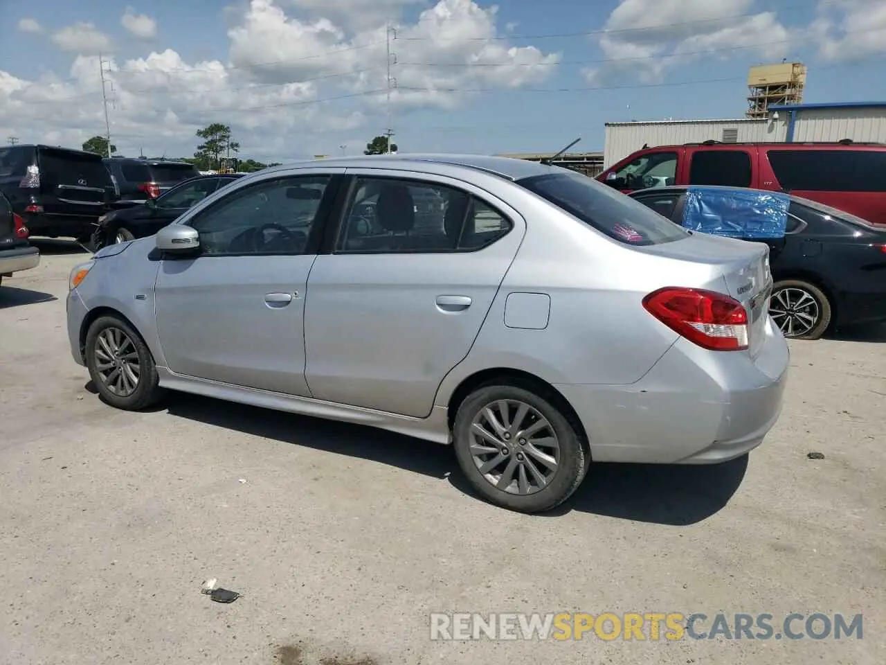 2 fotografías del automóvil dañado ML32F4FJ2KHF11184 MITSUBISHI MIRAGE 2019