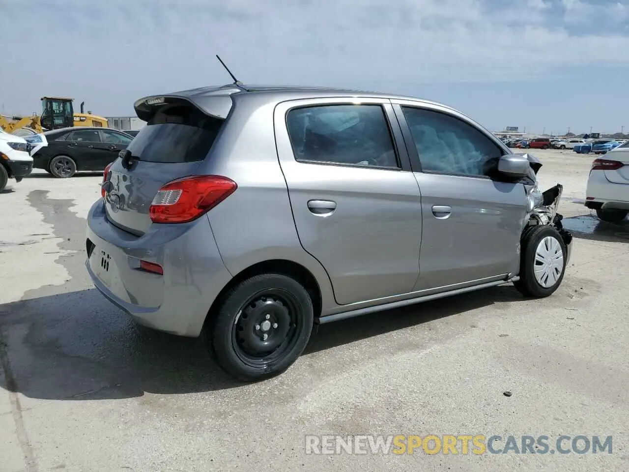 3 fotografías del automóvil dañado ML32A3HJ0LH001324 MITSUBISHI MIRAGE 2020