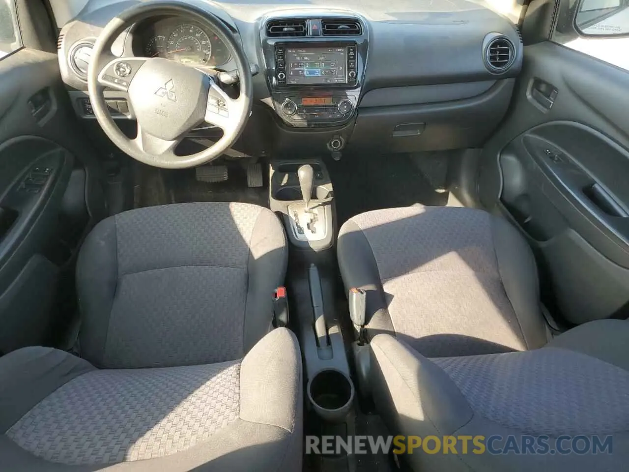 8 fotografías del automóvil dañado ML32A3HJ1LH005088 MITSUBISHI MIRAGE 2020