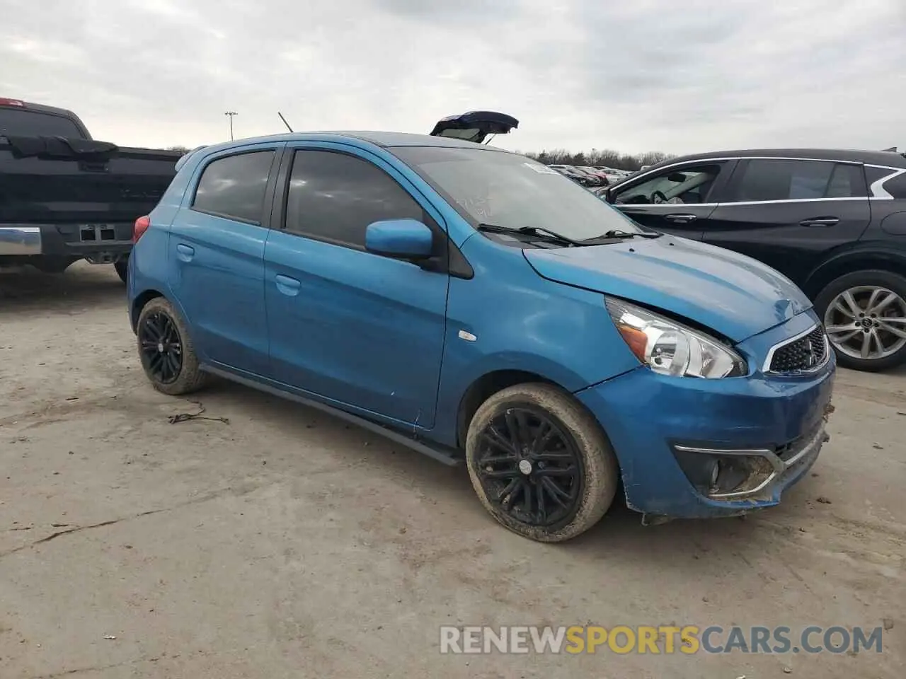 4 fotografías del automóvil dañado ML32A3HJ1LH007584 MITSUBISHI MIRAGE 2020