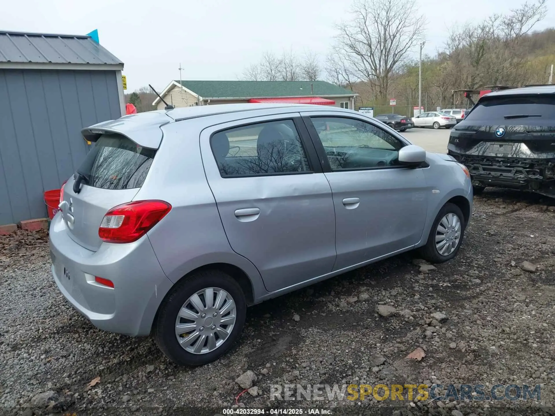 4 fotografías del automóvil dañado ML32A3HJ2LH005553 MITSUBISHI MIRAGE 2020