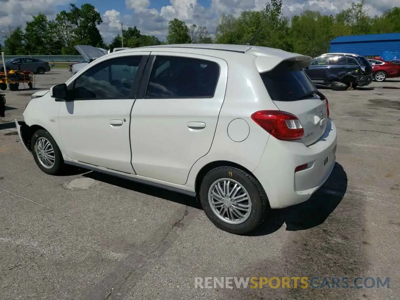 2 fotografías del automóvil dañado ML32A3HJ2LH009988 MITSUBISHI MIRAGE 2020