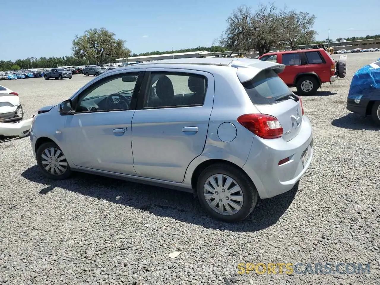 2 fotografías del automóvil dañado ML32A3HJ3LH005125 MITSUBISHI MIRAGE 2020