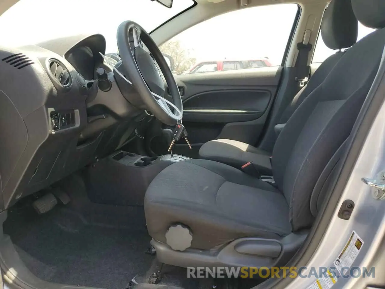 7 fotografías del automóvil dañado ML32A3HJ3LH005125 MITSUBISHI MIRAGE 2020