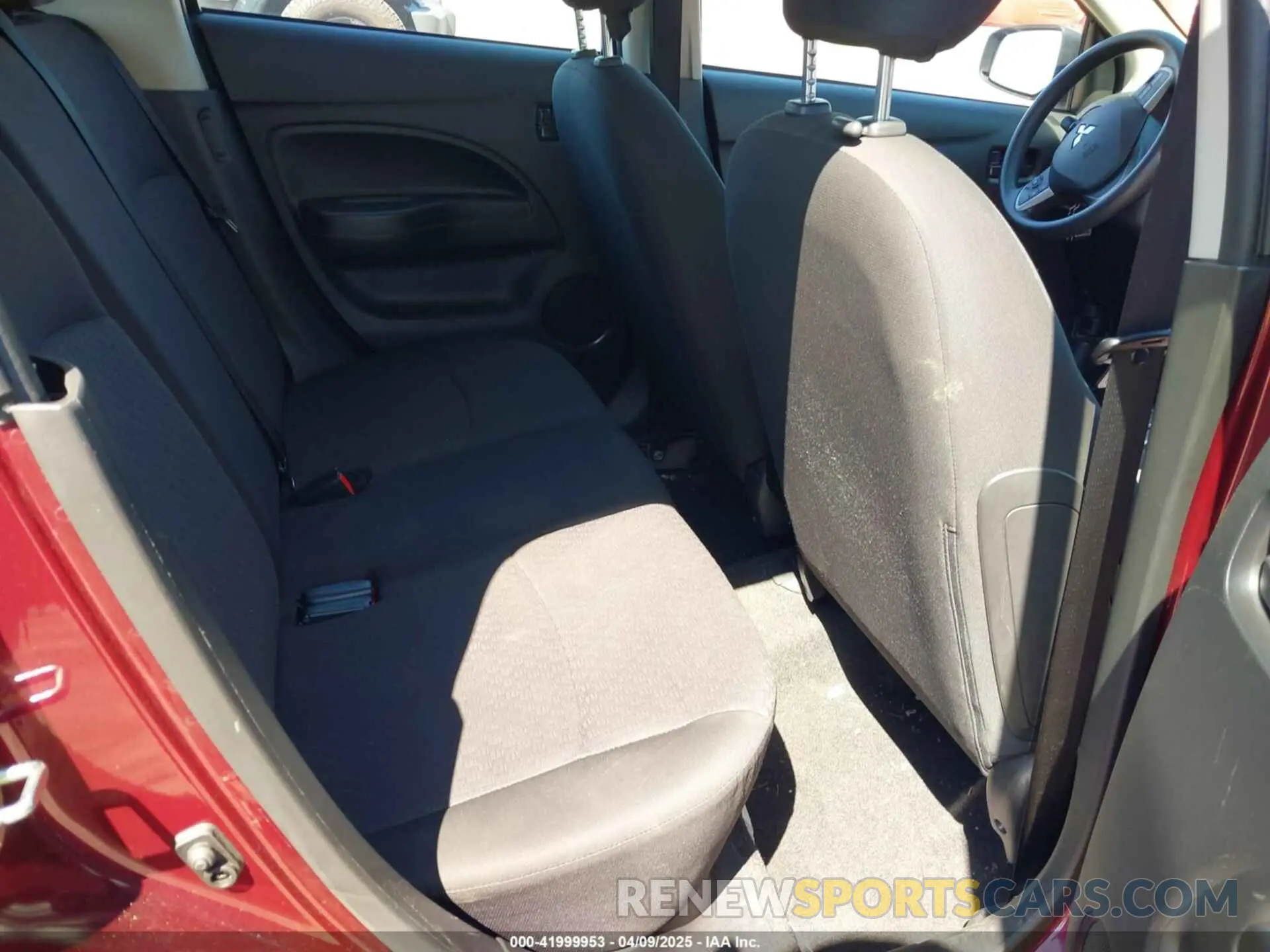 8 fotografías del automóvil dañado ML32A3HJ3LH010566 MITSUBISHI MIRAGE 2020