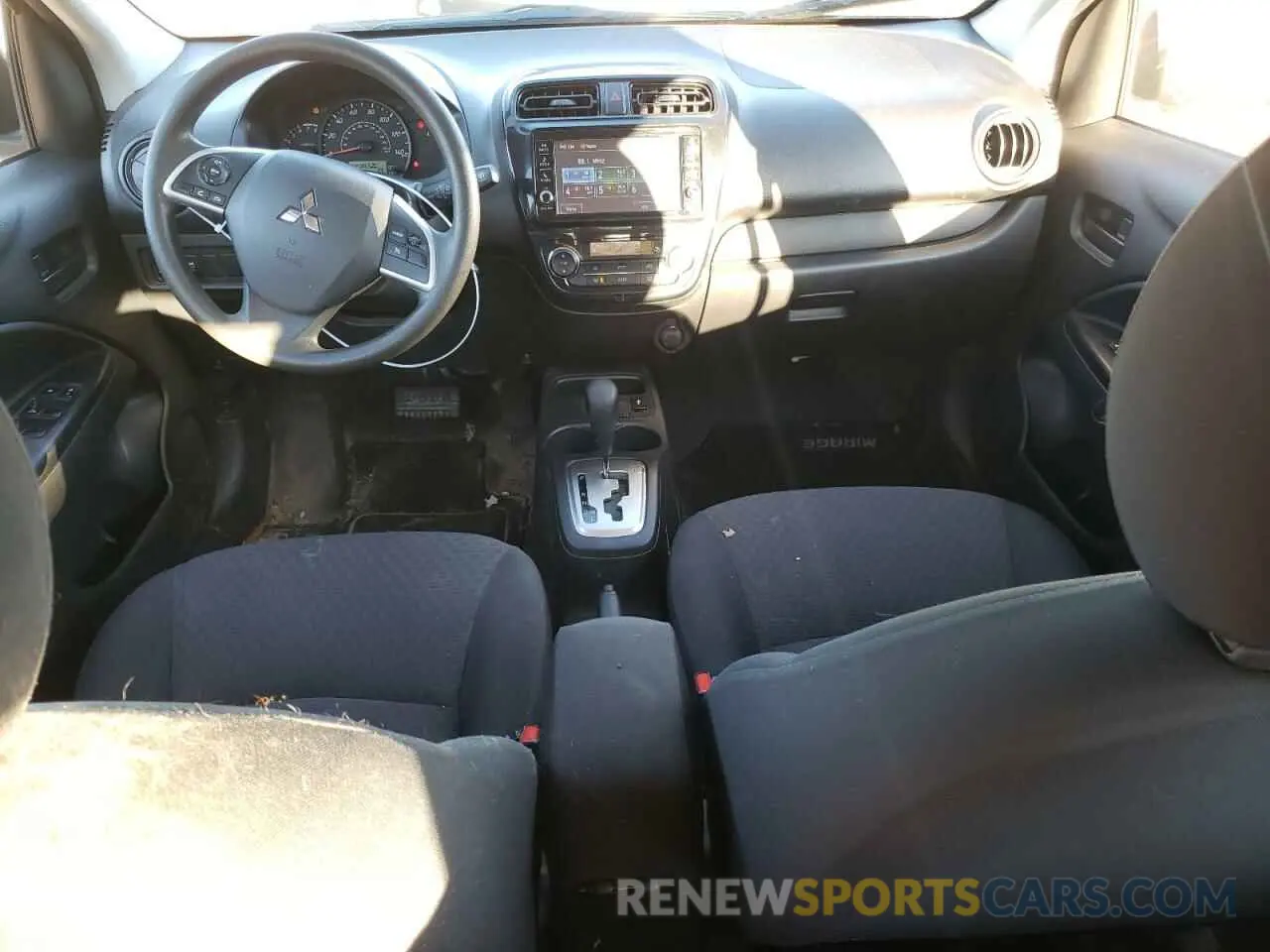 8 fotografías del automóvil dañado ML32A3HJ4LH006557 MITSUBISHI MIRAGE 2020