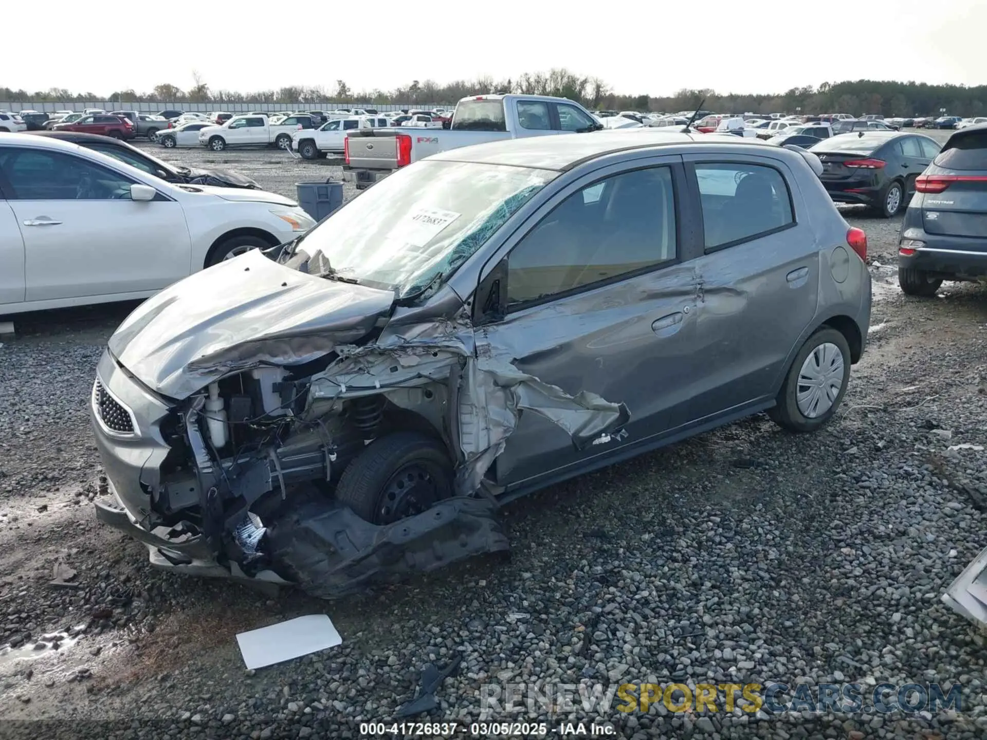 2 fotografías del automóvil dañado ML32A3HJ9LH002486 MITSUBISHI MIRAGE 2020
