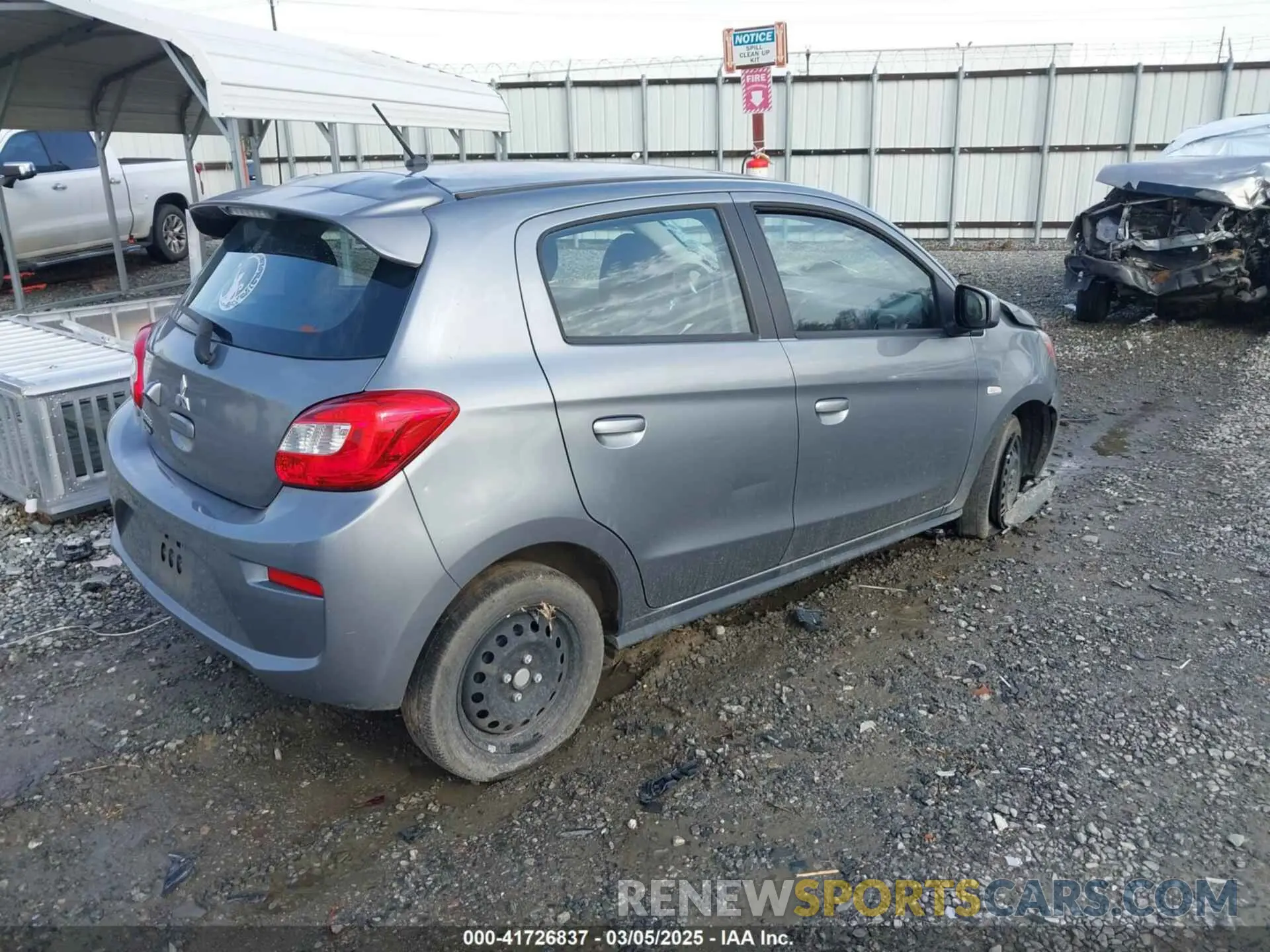 4 fotografías del automóvil dañado ML32A3HJ9LH002486 MITSUBISHI MIRAGE 2020