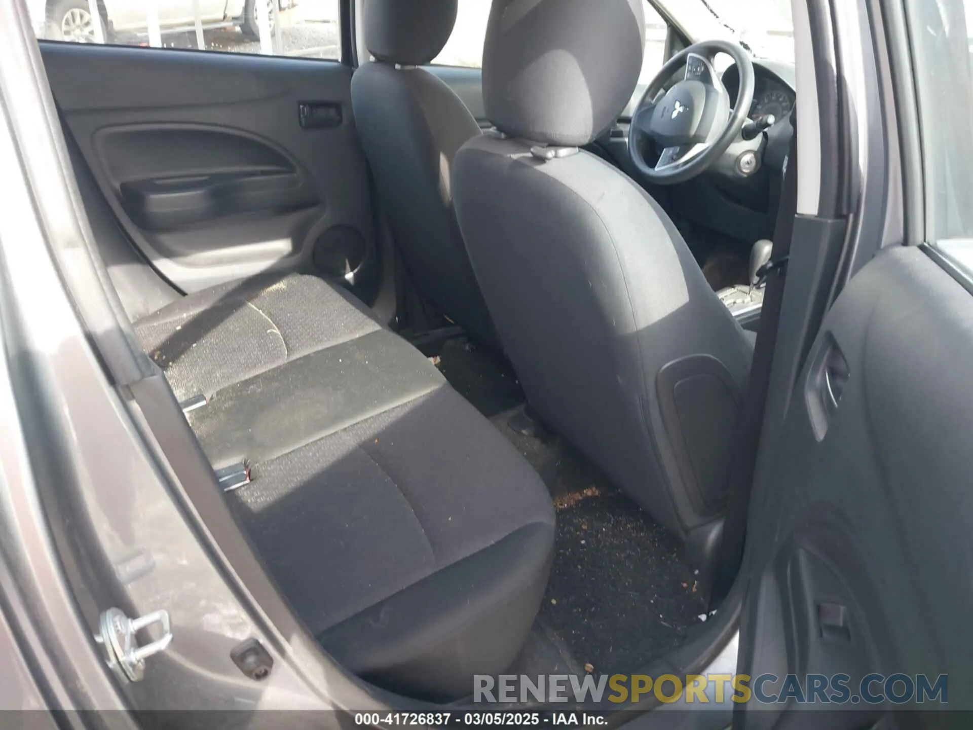 8 fotografías del automóvil dañado ML32A3HJ9LH002486 MITSUBISHI MIRAGE 2020