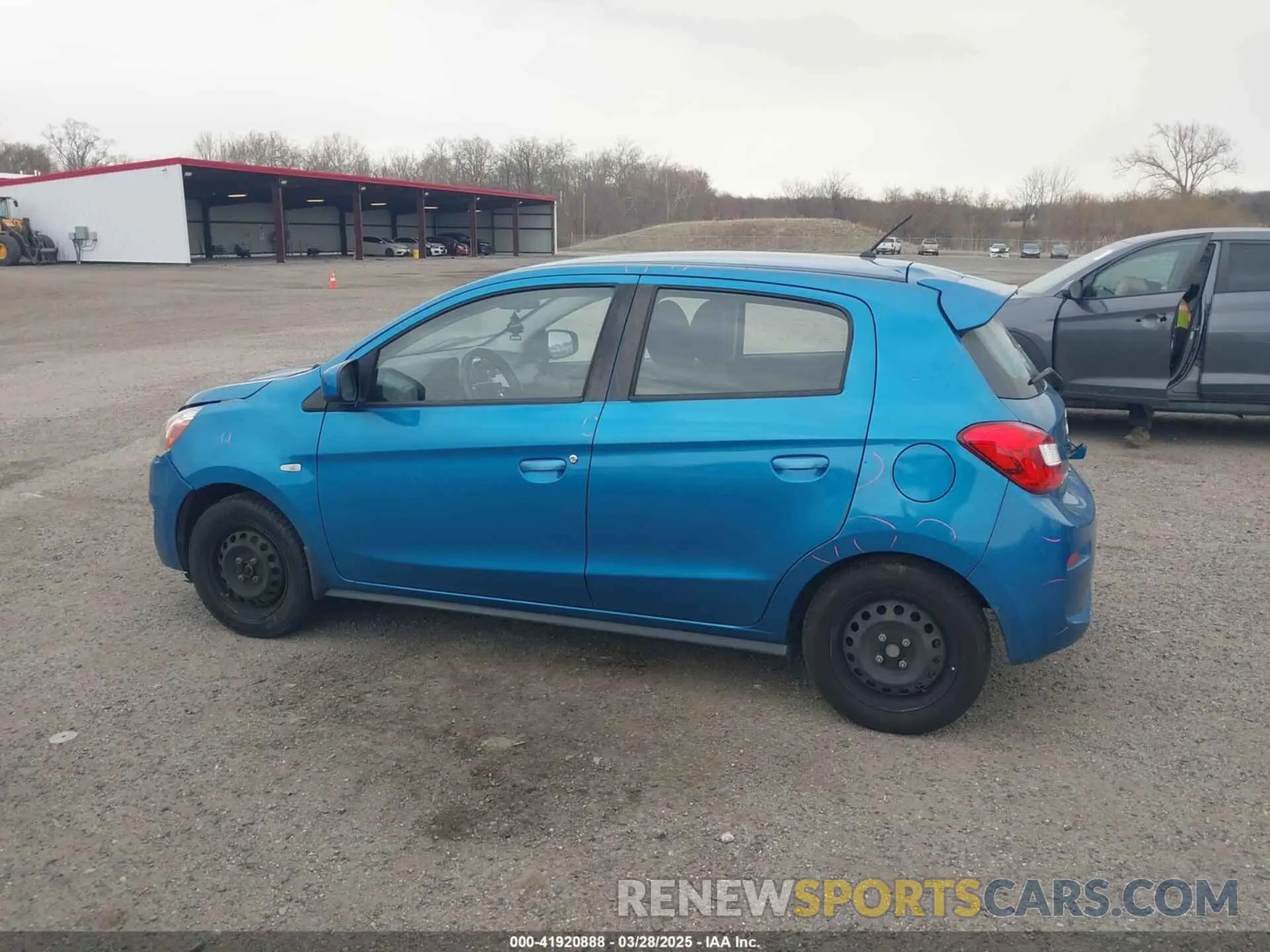 14 fotografías del automóvil dañado ML32A3HJXLH001685 MITSUBISHI MIRAGE 2020