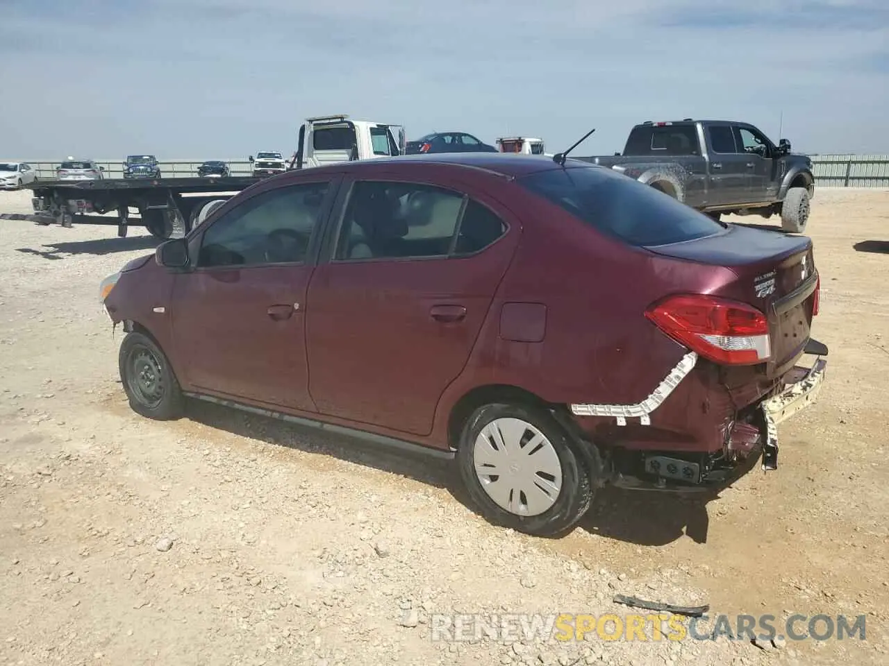 2 fotografías del automóvil dañado ML32F3FJ3LHF12310 MITSUBISHI MIRAGE 2020