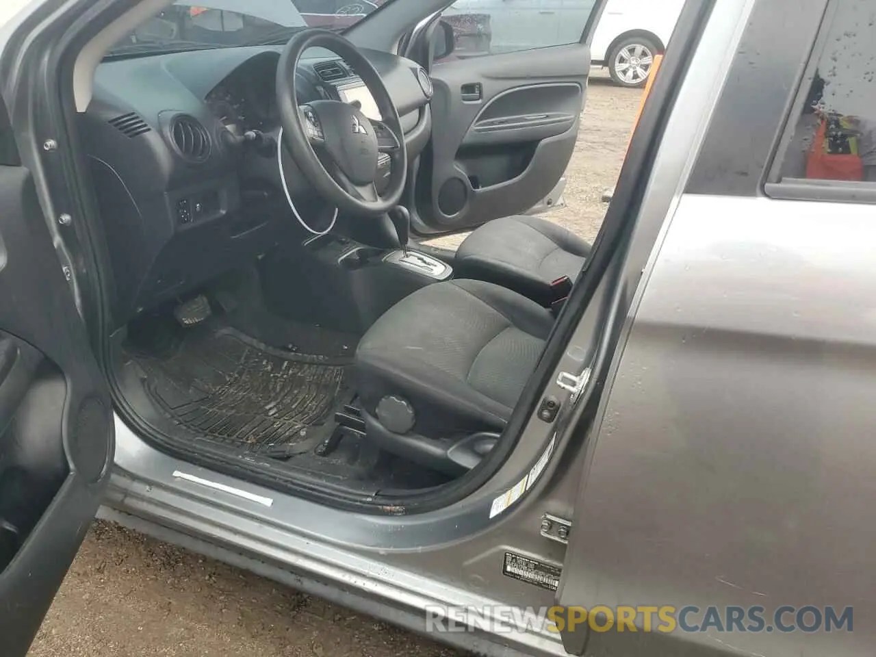 7 fotografías del automóvil dañado ML32F3FJ4LHF07794 MITSUBISHI MIRAGE 2020