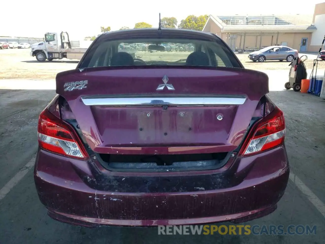 6 fotografías del automóvil dañado ML32F3FJ4LHF12624 MITSUBISHI MIRAGE 2020