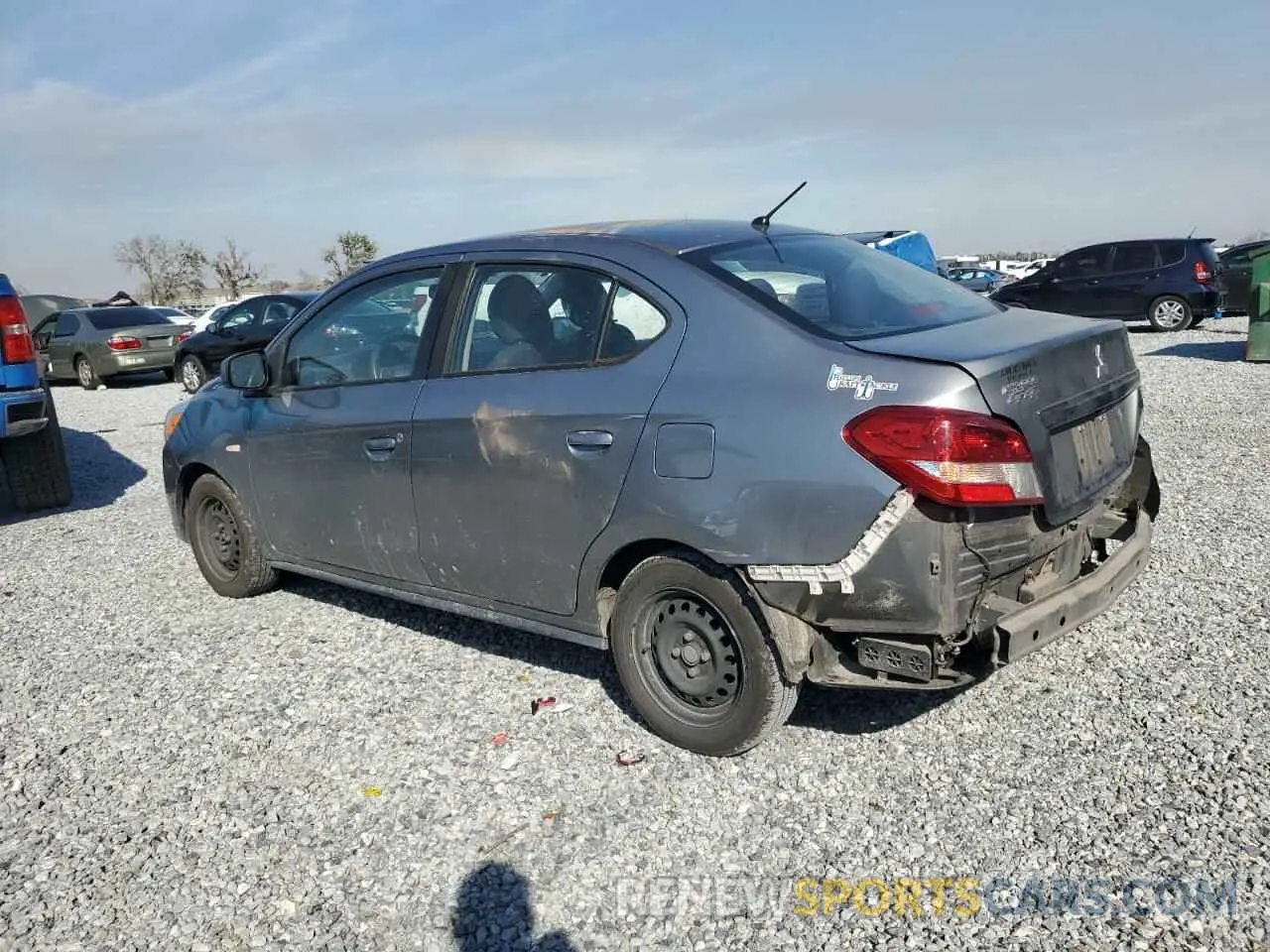 2 fotografías del automóvil dañado ML32F3FJ7LHF10754 MITSUBISHI MIRAGE 2020