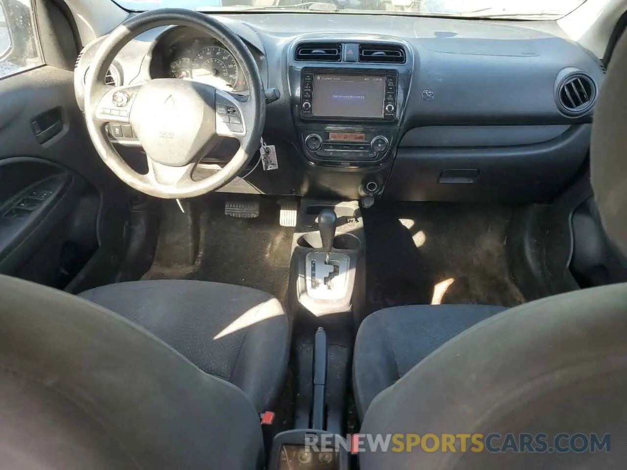 8 fotografías del automóvil dañado ML32F3FJ7LHF10754 MITSUBISHI MIRAGE 2020