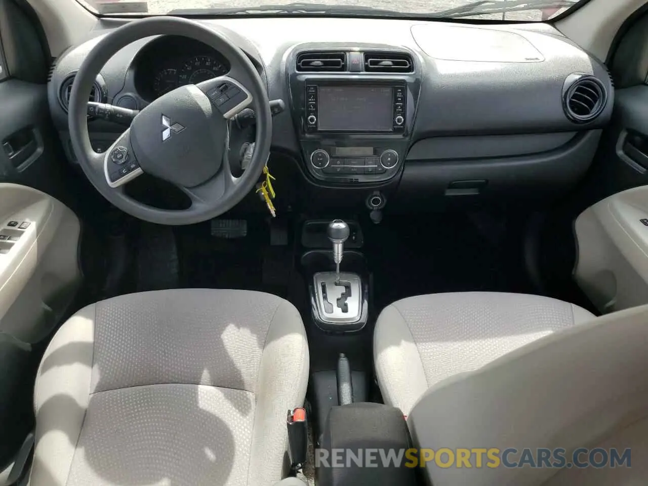 8 fotografías del automóvil dañado ML32F3FJXLHF09484 MITSUBISHI MIRAGE 2020