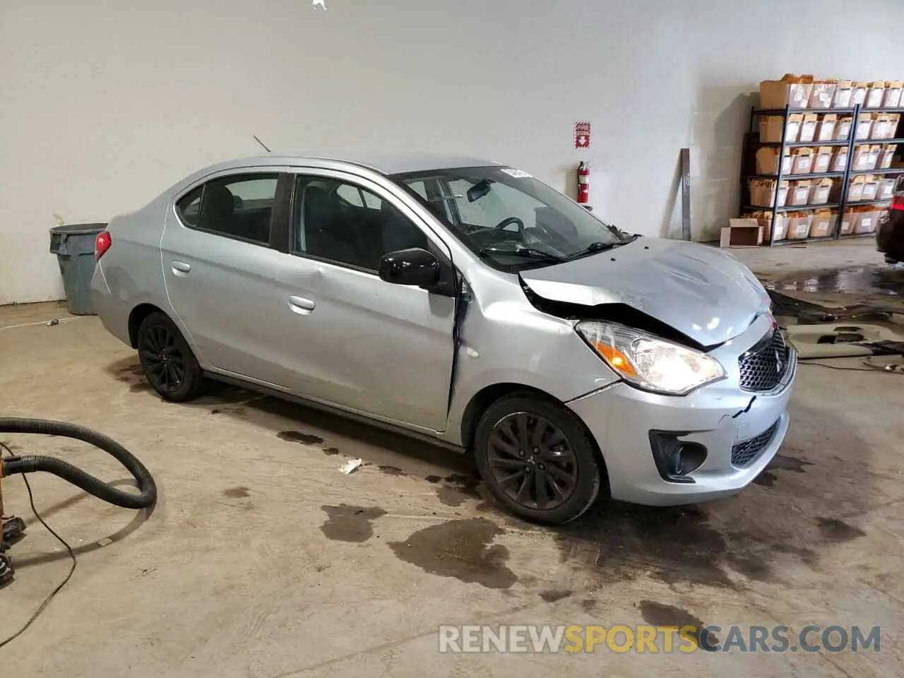 4 fotografías del automóvil dañado ML32F4FJ2LHF00459 MITSUBISHI MIRAGE 2020