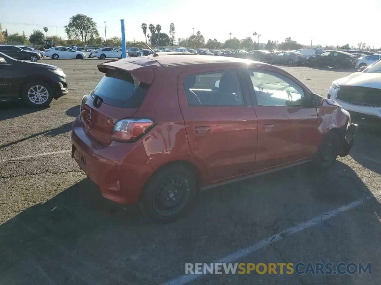 3 fotografías del automóvil dañado ML32AUHJ1MH003106 MITSUBISHI MIRAGE 2021