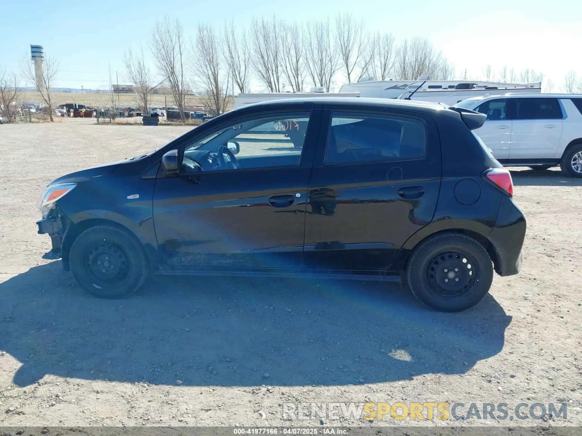 15 fotografías del automóvil dañado ML32AUHJ1MH006894 MITSUBISHI MIRAGE 2021