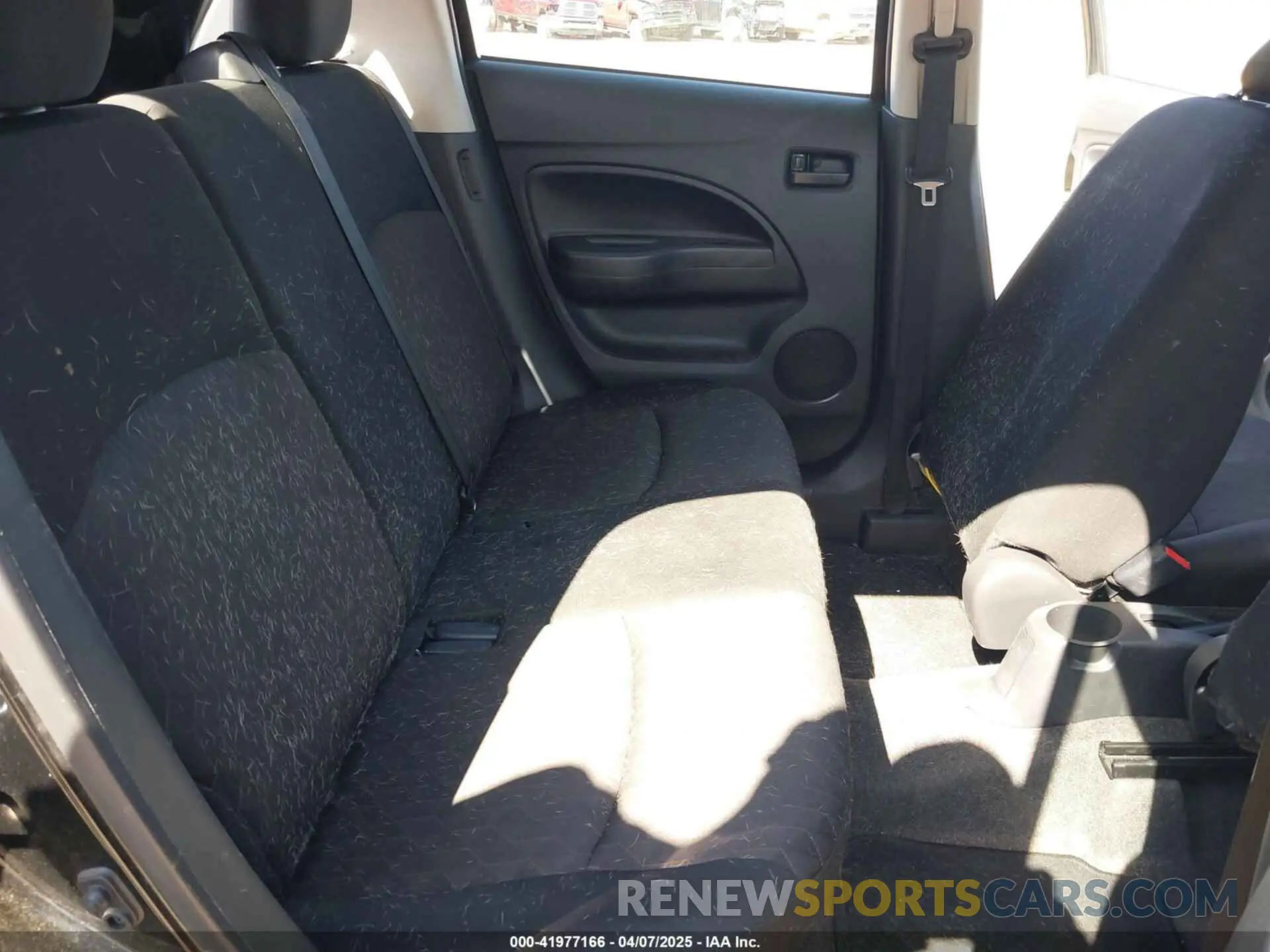 18 fotografías del automóvil dañado ML32AUHJ1MH006894 MITSUBISHI MIRAGE 2021