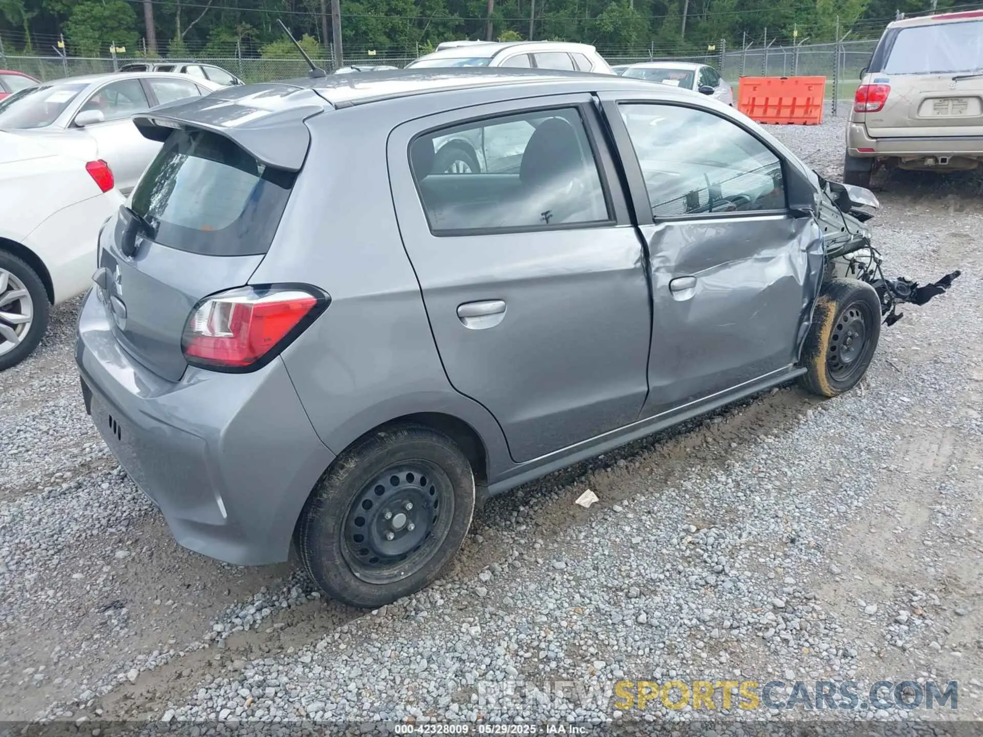 4 fotografías del automóvil dañado ML32AUHJ1MH011190 MITSUBISHI MIRAGE 2021