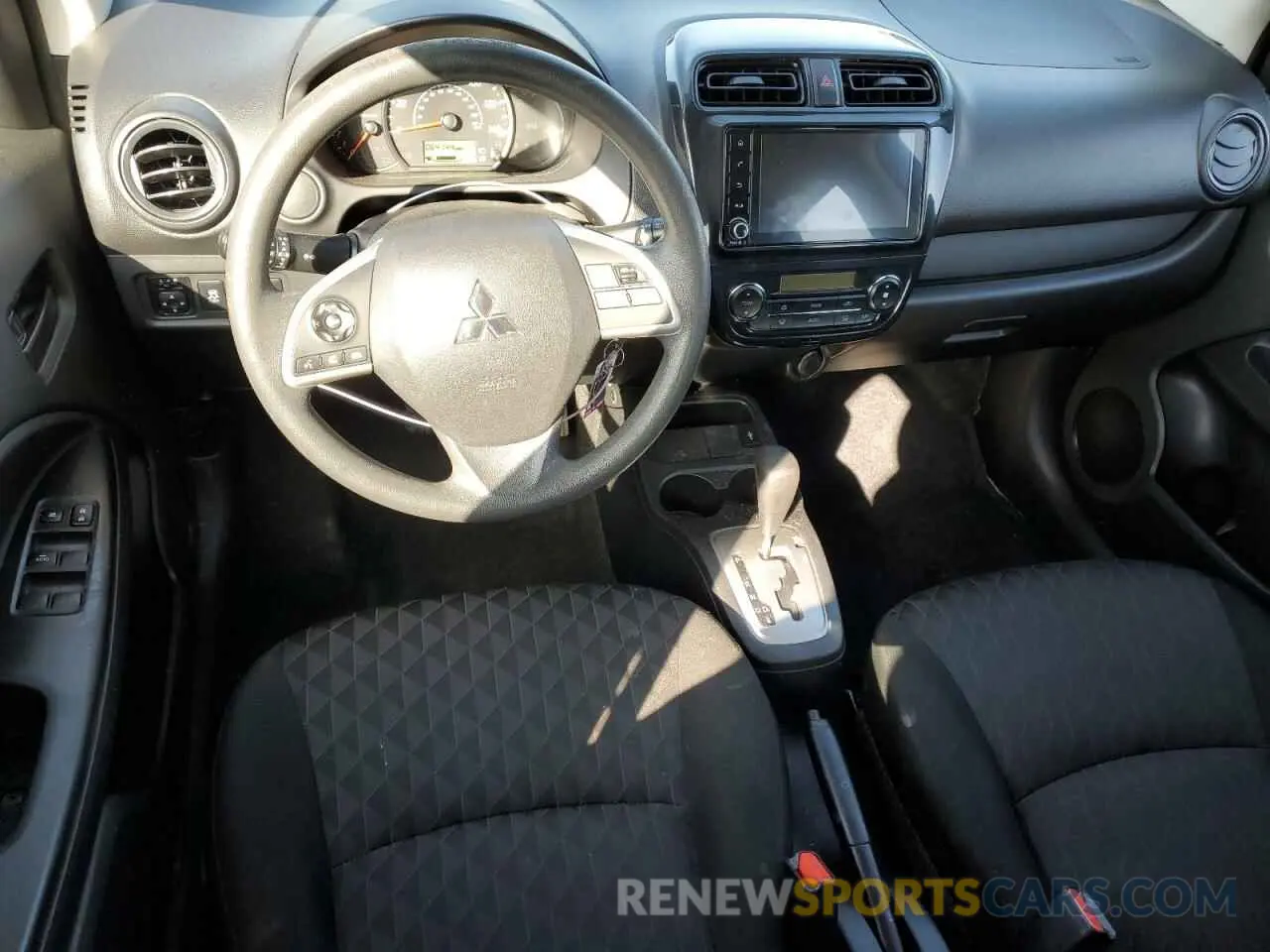 8 fotografías del automóvil dañado ML32AUHJ1MH011853 MITSUBISHI MIRAGE 2021