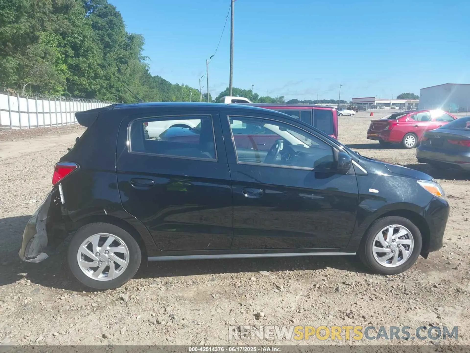 13 fotografías del automóvil dañado ML32AUHJ3MH004323 MITSUBISHI MIRAGE 2021