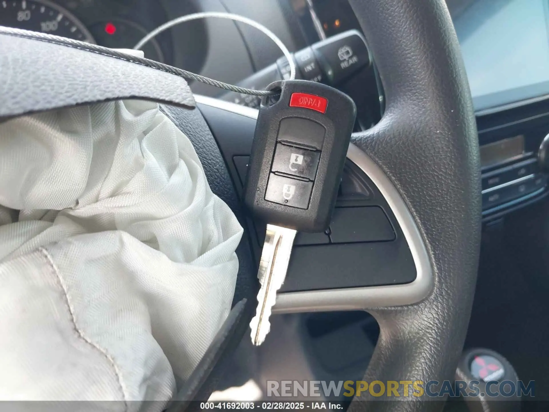 11 fotografías del automóvil dañado ML32AUHJ3MH008548 MITSUBISHI MIRAGE 2021