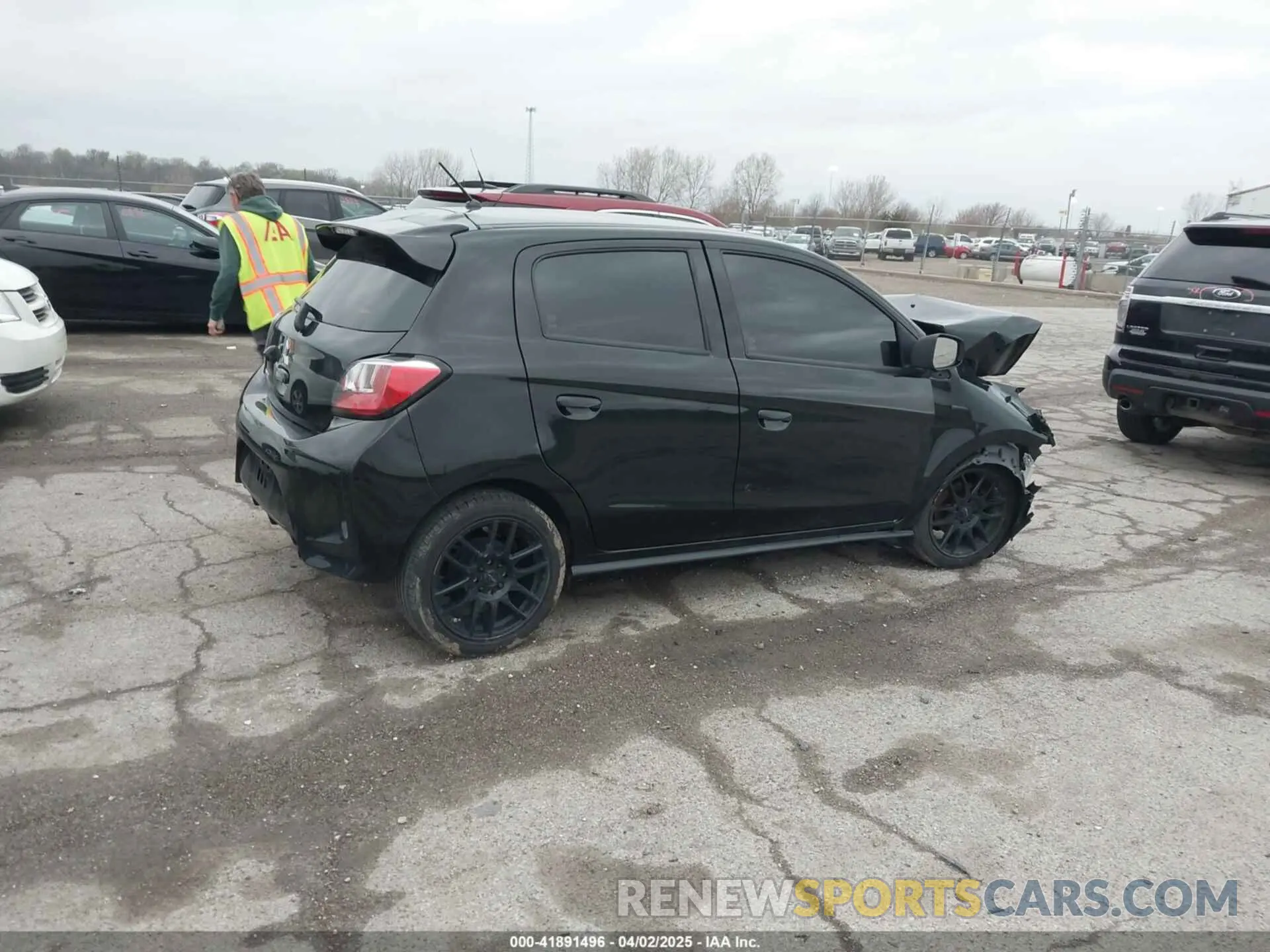 4 fotografías del automóvil dañado ML32AUHJ4MH003780 MITSUBISHI MIRAGE 2021