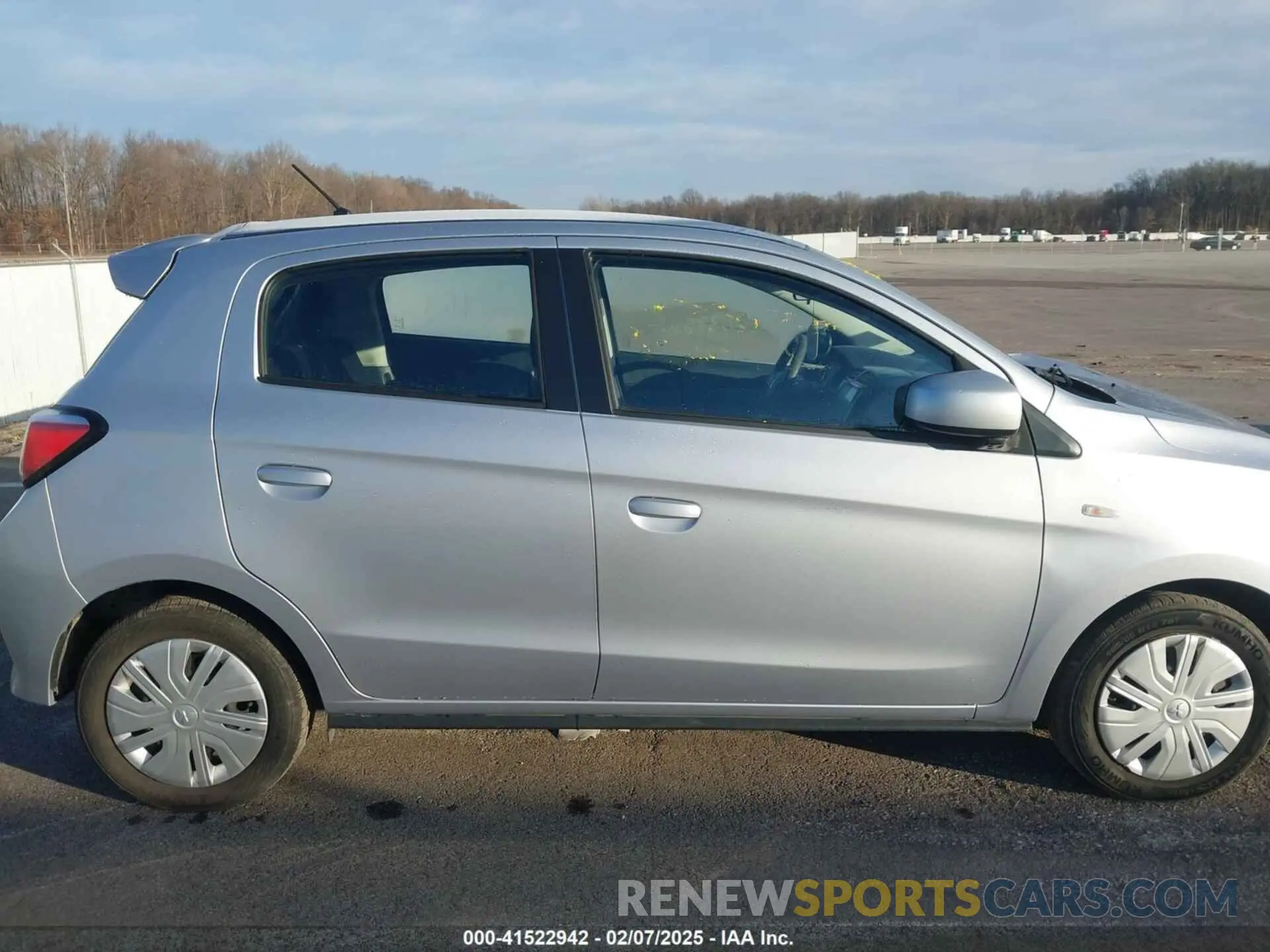 13 fotografías del automóvil dañado ML32AUHJ4MH011569 MITSUBISHI MIRAGE 2021