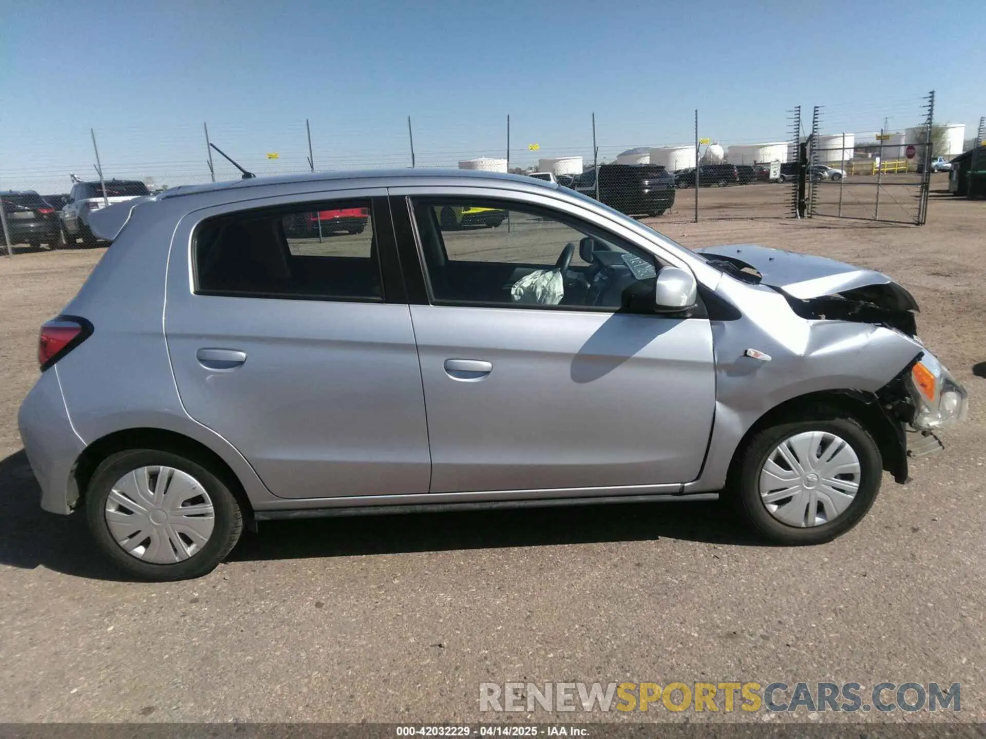 14 fotografías del automóvil dañado ML32AUHJ6MH014330 MITSUBISHI MIRAGE 2021