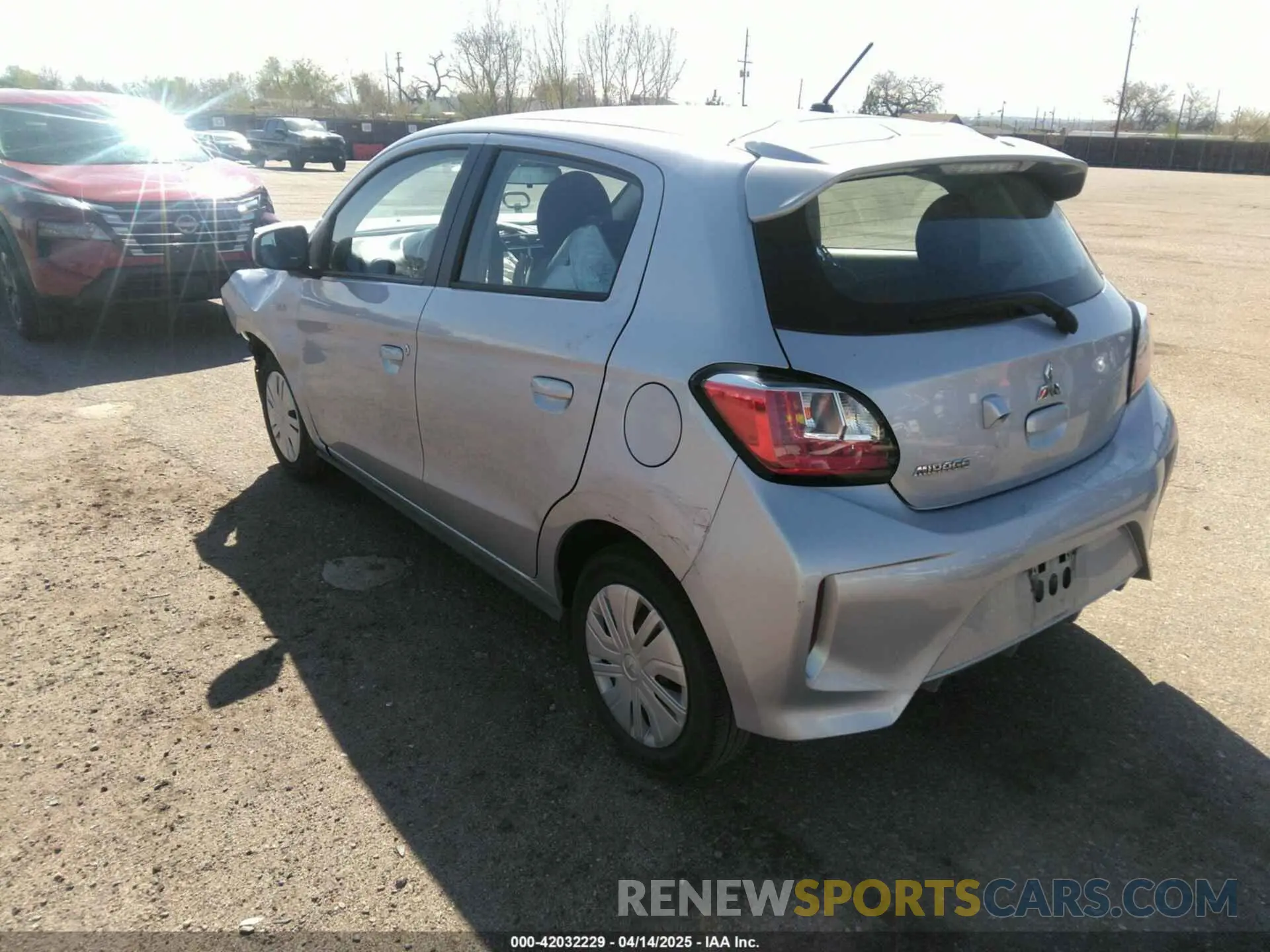 3 fotografías del automóvil dañado ML32AUHJ6MH014330 MITSUBISHI MIRAGE 2021