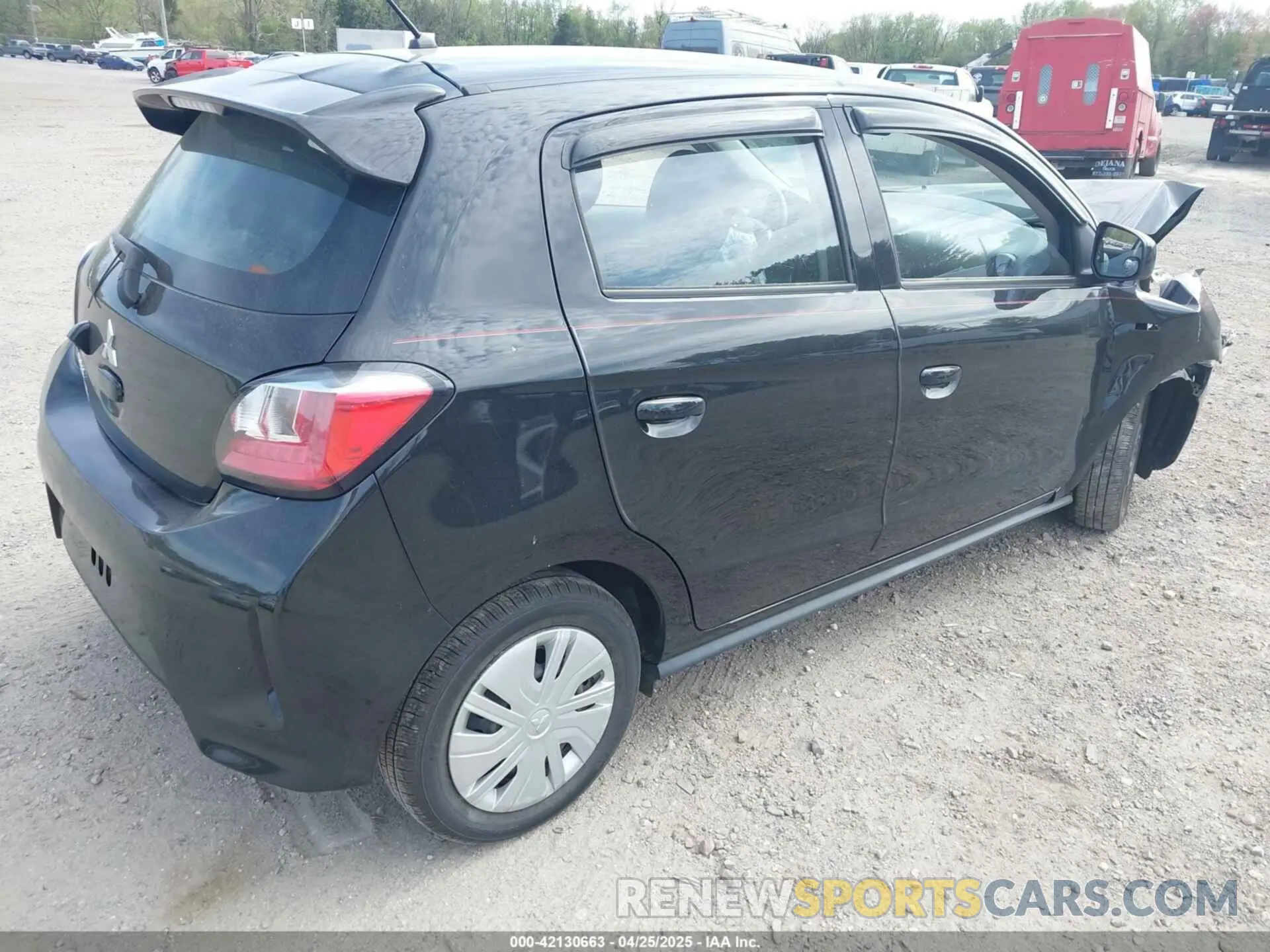 4 fotografías del automóvil dañado ML32AUHJ9MH001037 MITSUBISHI MIRAGE 2021