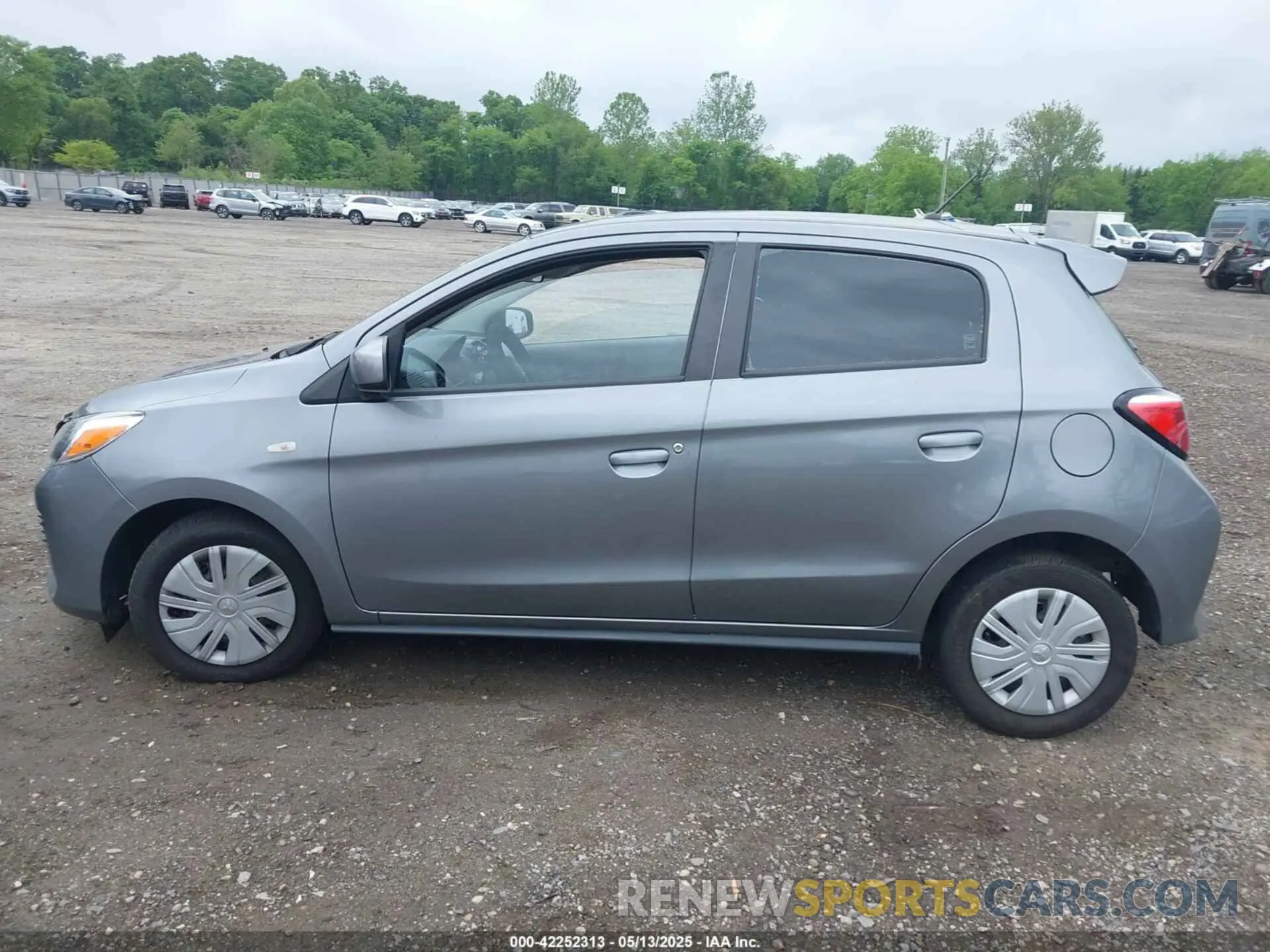 13 fotografías del automóvil dañado ML32AUHJ9MH008618 MITSUBISHI MIRAGE 2021