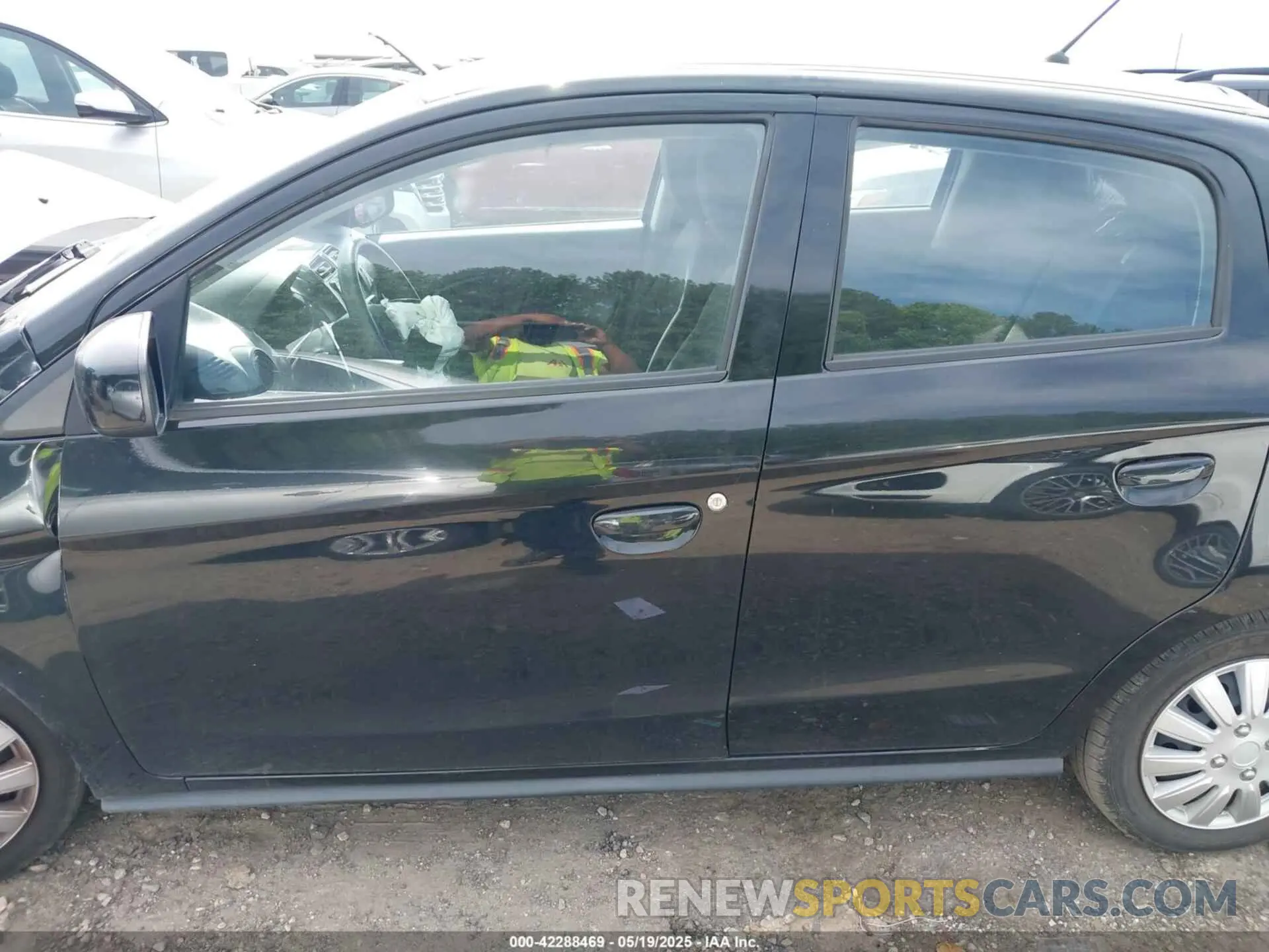 14 fotografías del automóvil dañado ML32AUHJ9MH010224 MITSUBISHI MIRAGE 2021