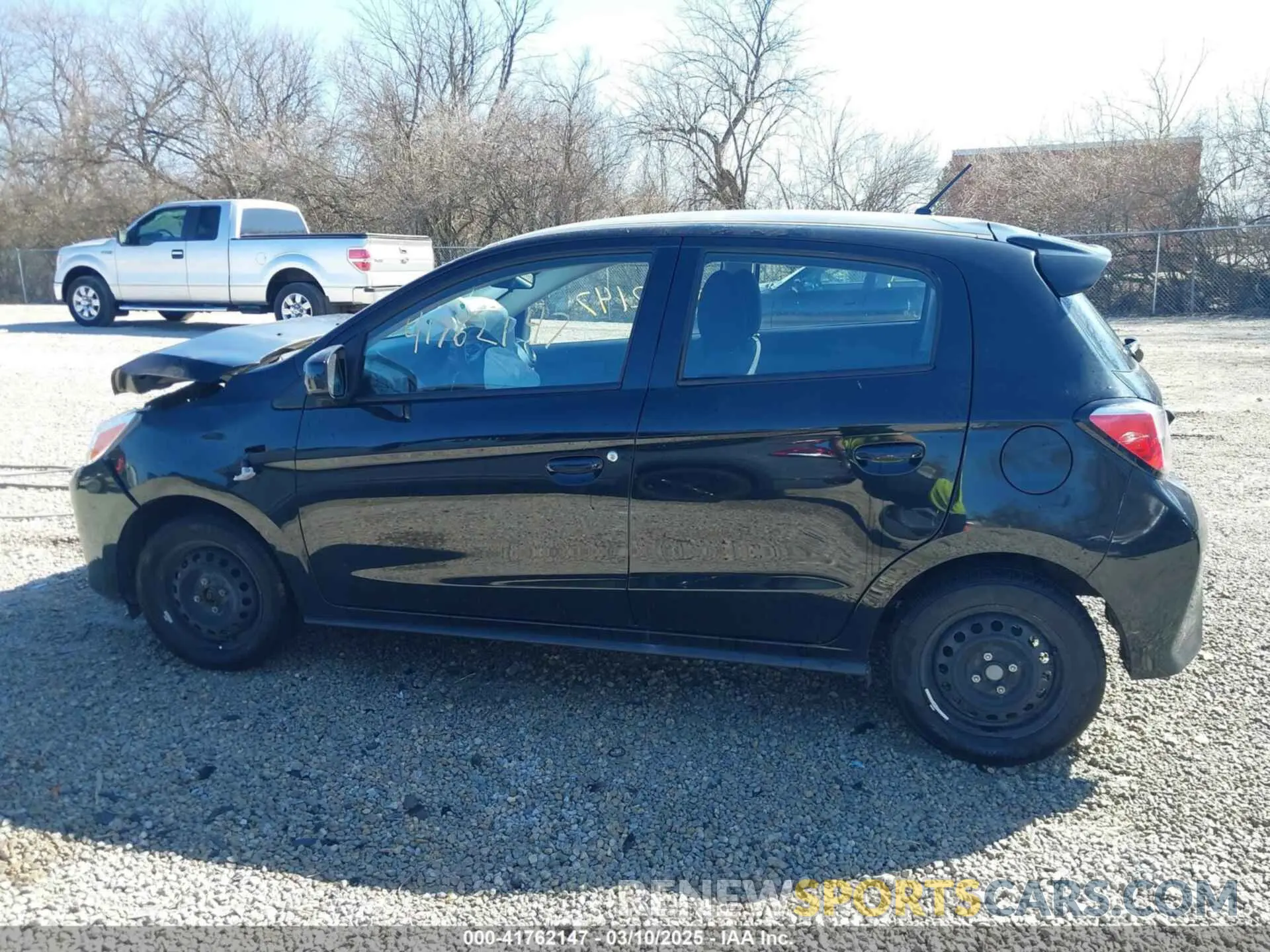 14 fotografías del automóvil dañado ML32AUHJXMH009860 MITSUBISHI MIRAGE 2021